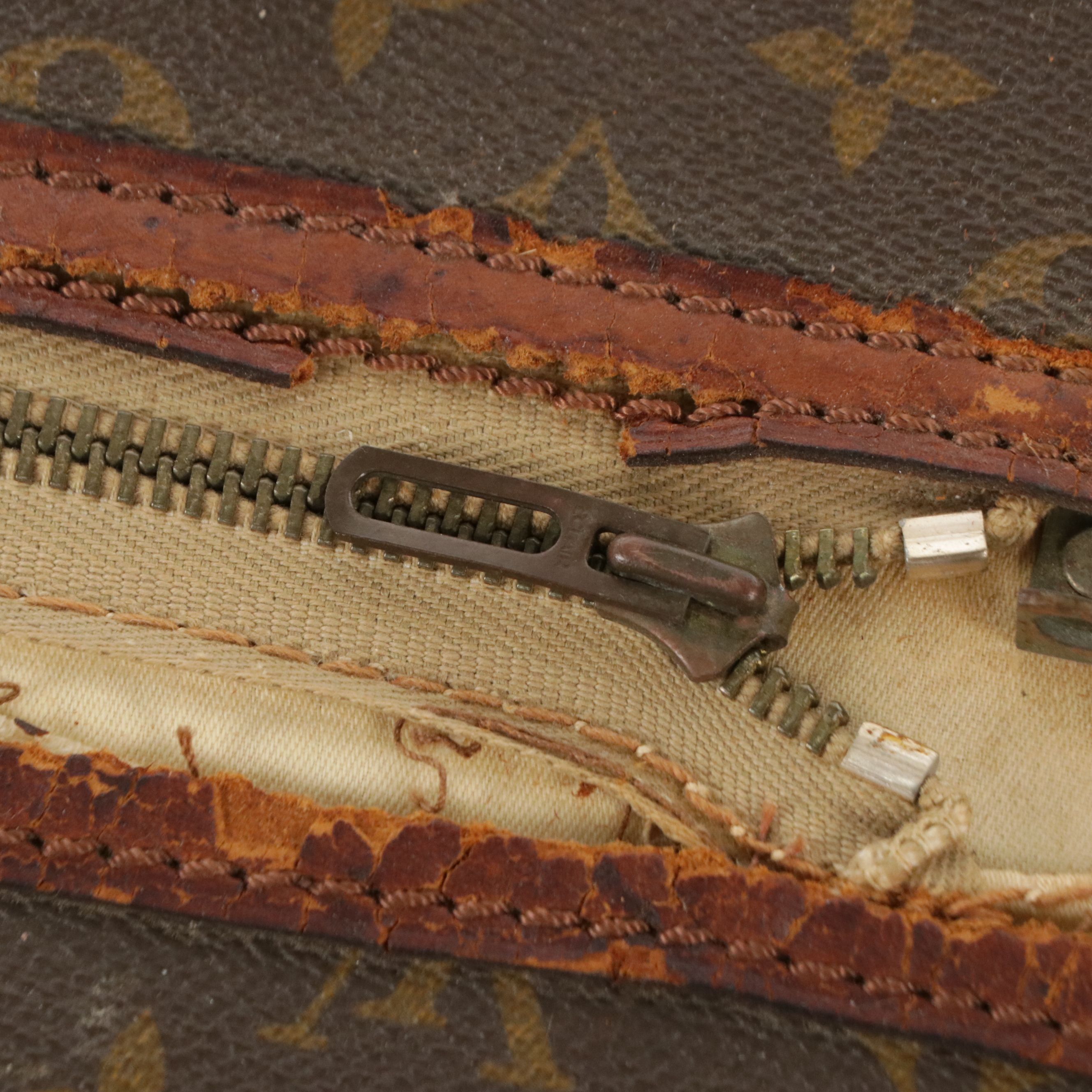 Louis Vuitton Vintage Stratos 80 Top Handle Suitcase in Monogram Canvas