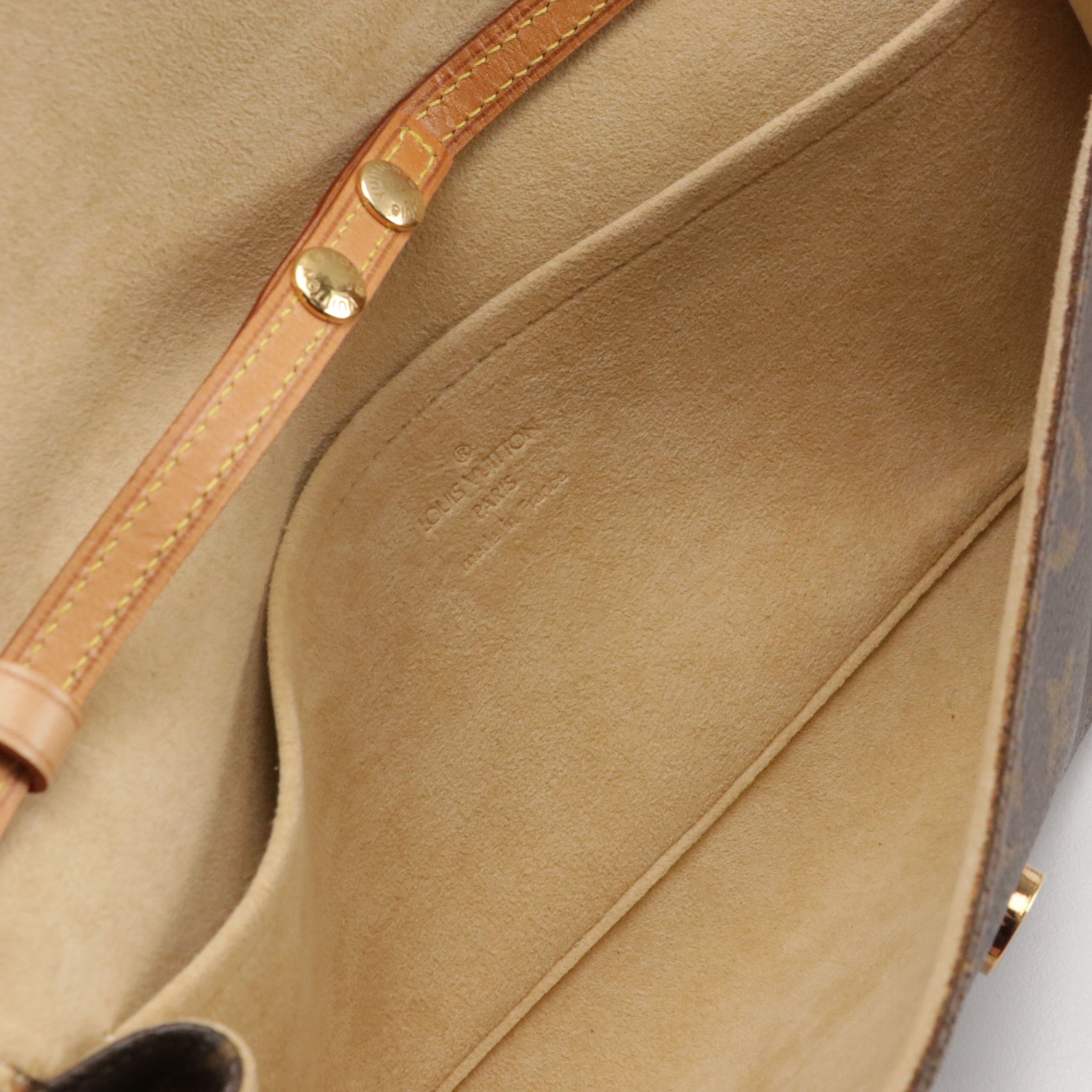 Louis Vuitton Pochette Twin GM in Monogram Canvas and Vachetta Leather