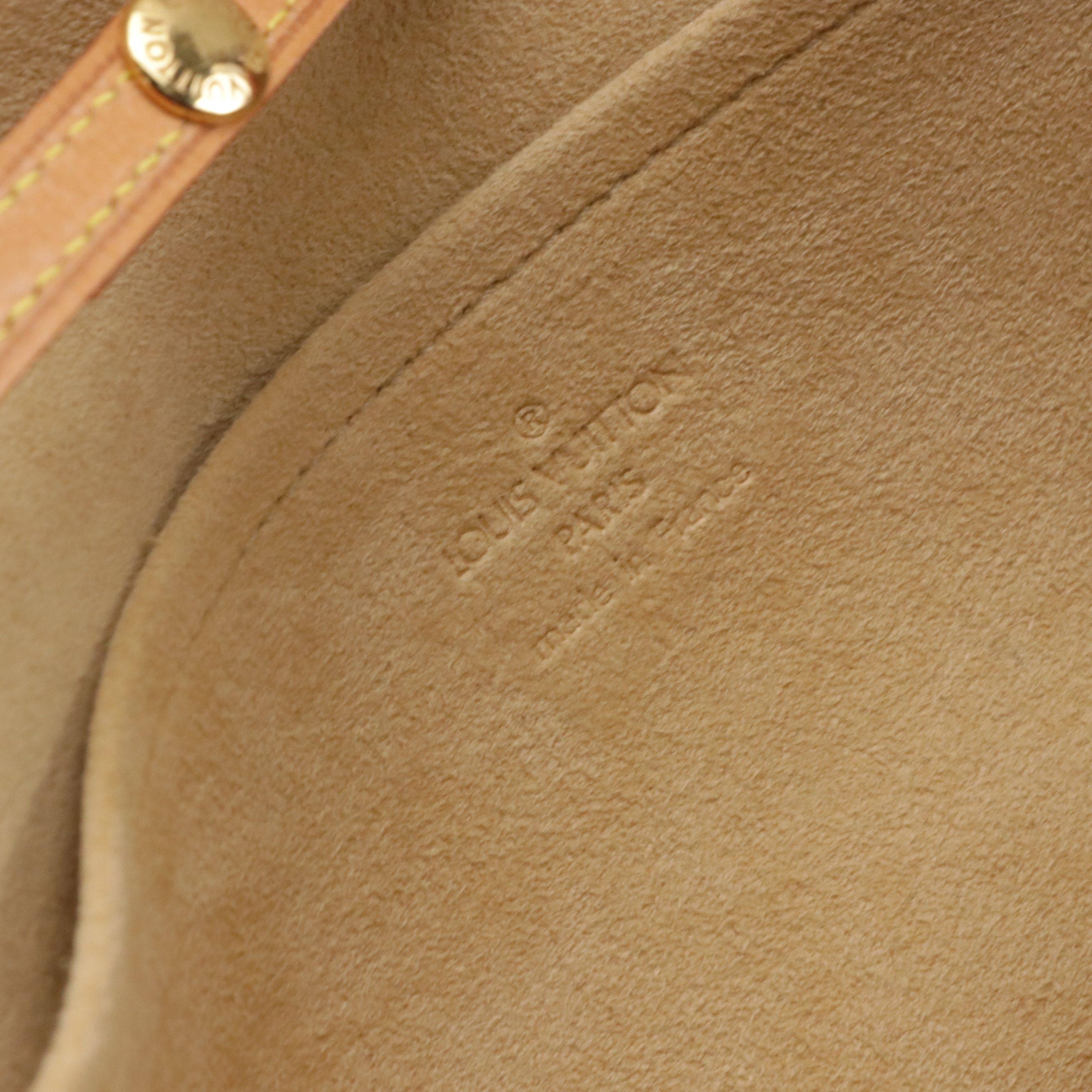 Louis Vuitton Pochette Twin GM in Monogram Canvas and Vachetta Leather