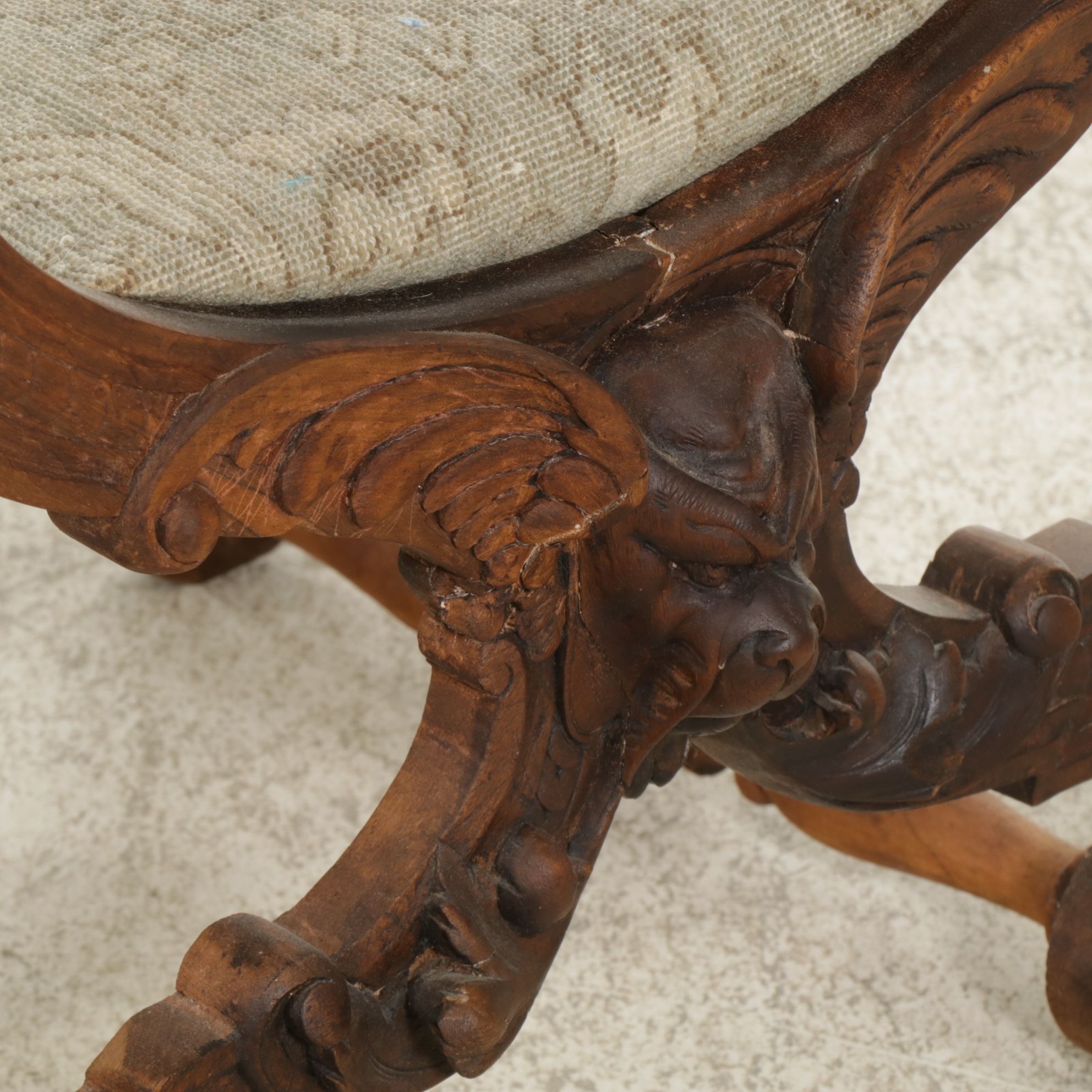 Antique Savonarola Style Chair with Carved Dog's Heads Decorations