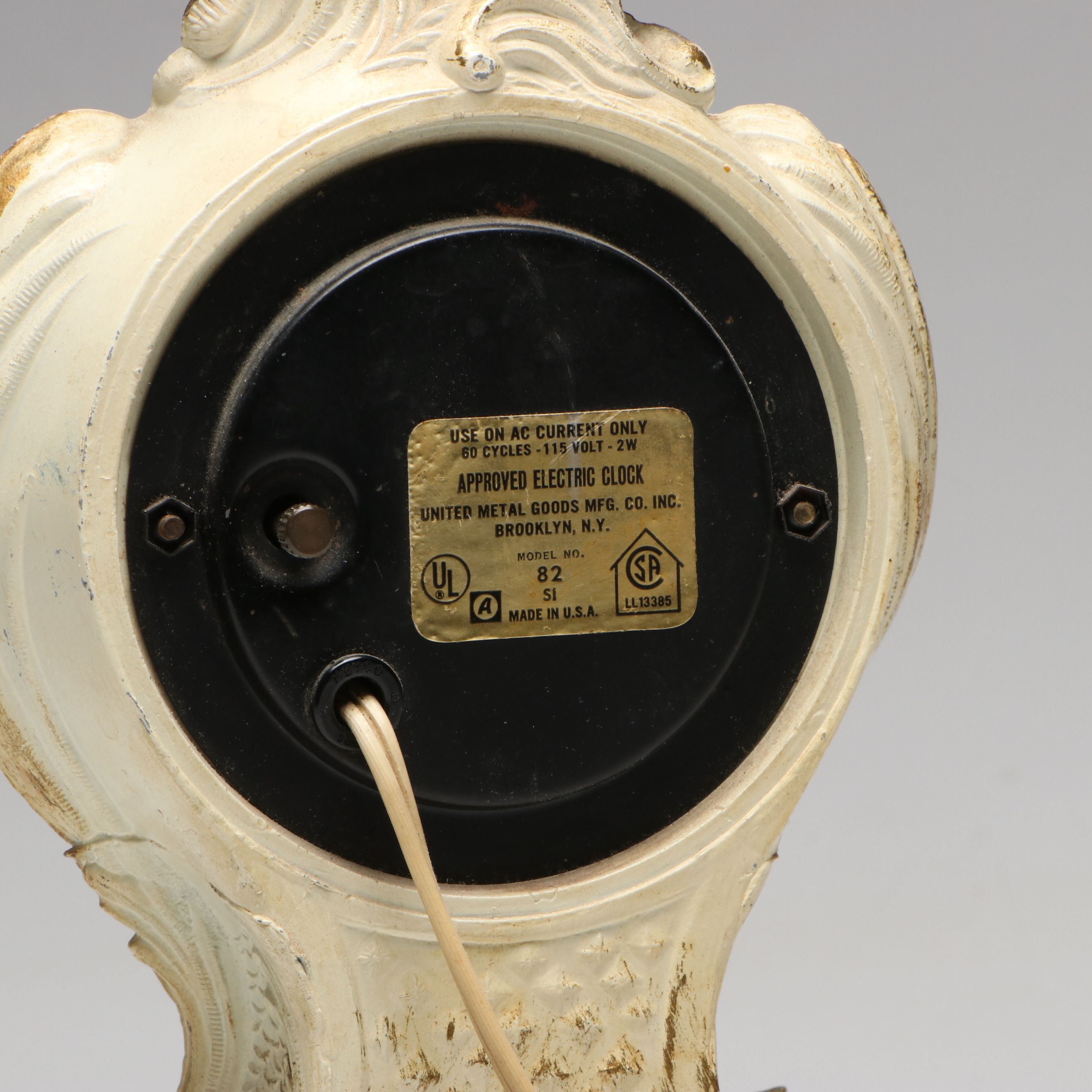 Bronze and Slag Glass Desk Lamp with Rococo Style United Electric Mantel Clock