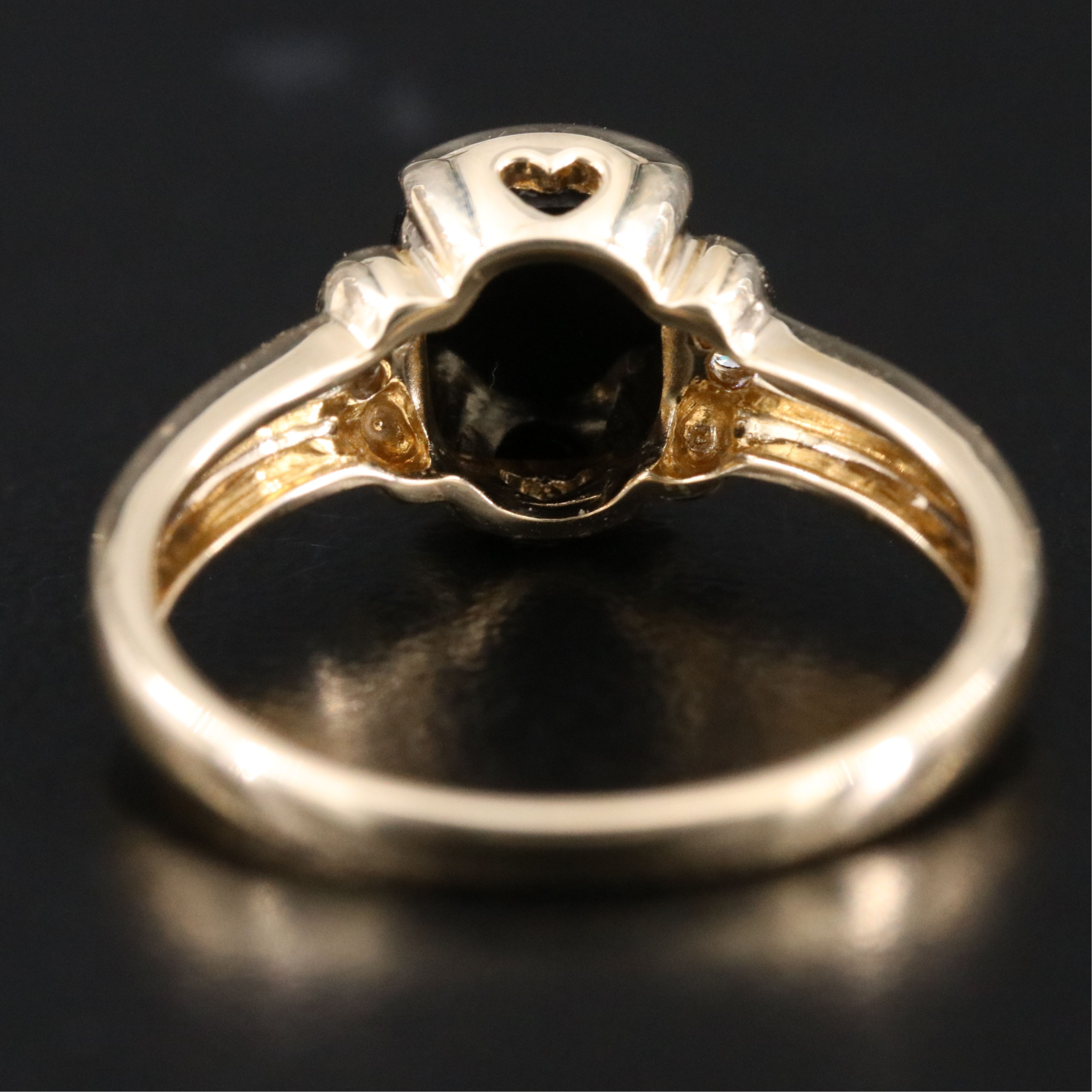 14K Black Onyx and Diamond Ring