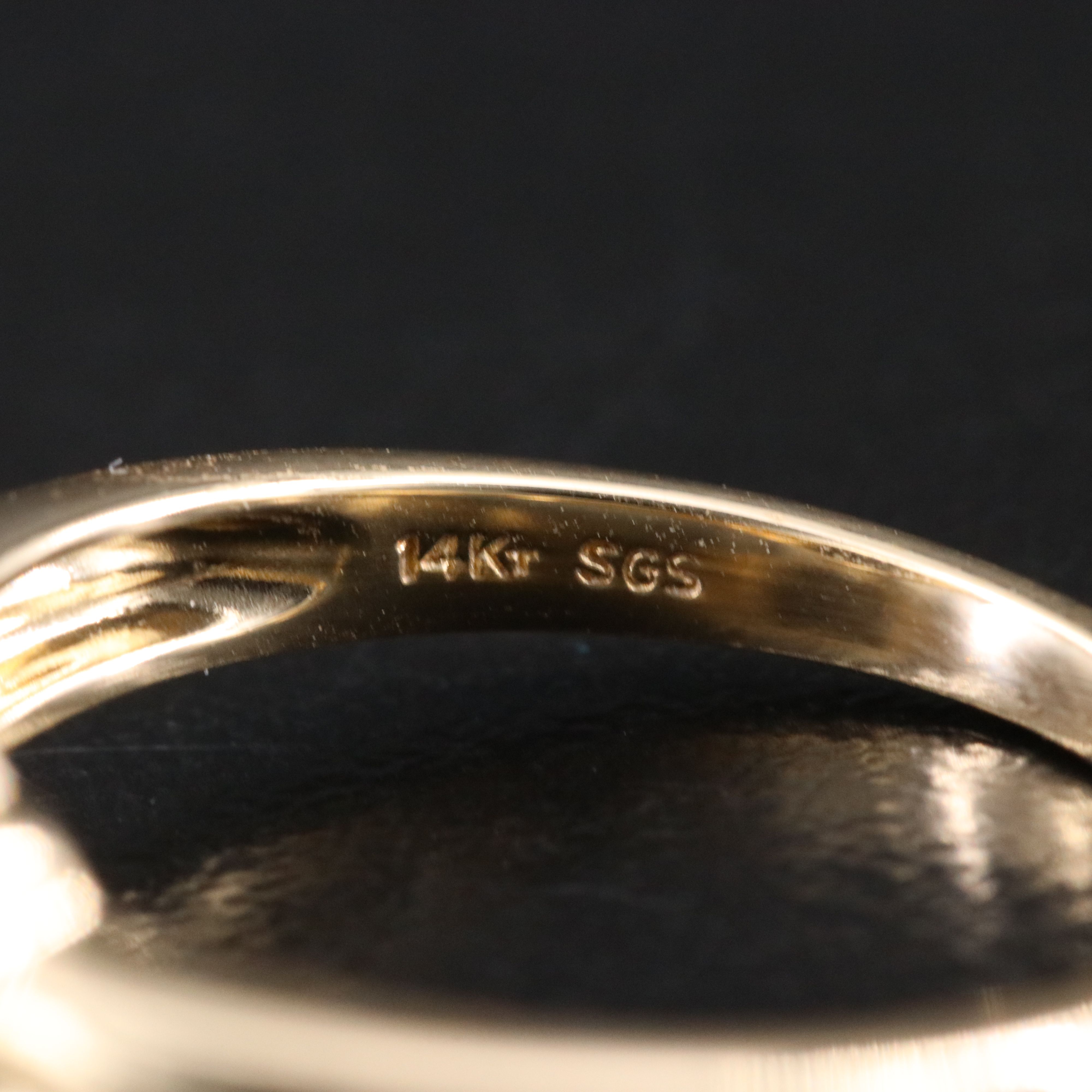 14K Black Onyx and Diamond Ring