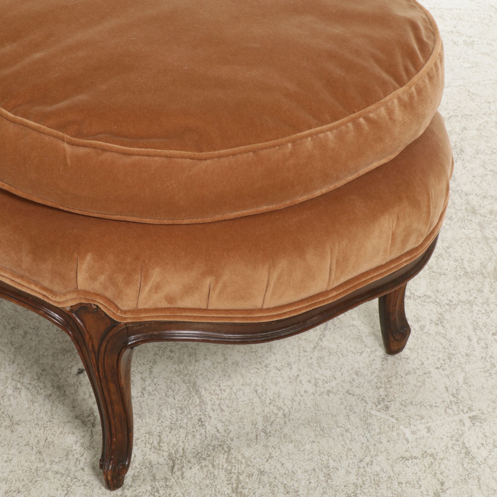 Louis XV Style Carved Walnut Chaise, Late 19th to Early 20th Century