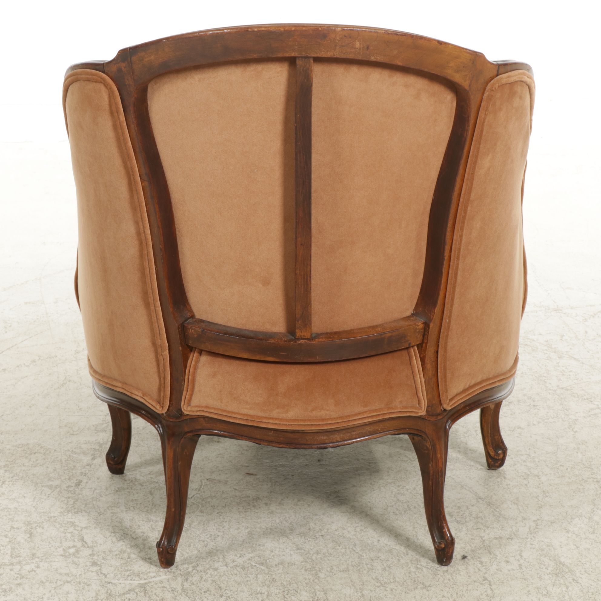 Louis XV Style Carved Walnut Chaise, Late 19th to Early 20th Century