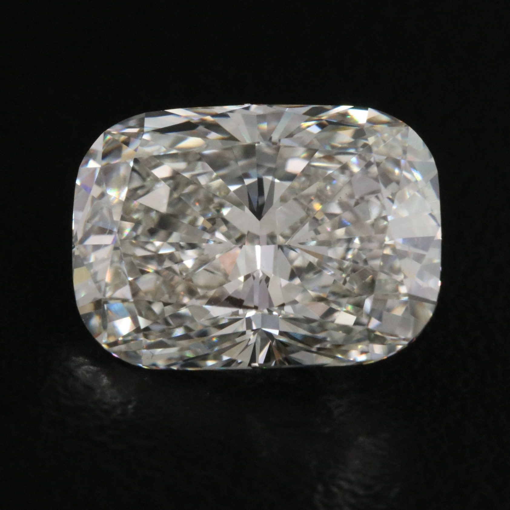 Loose 4.06 CT Lab Grown Diamond with IGI Report