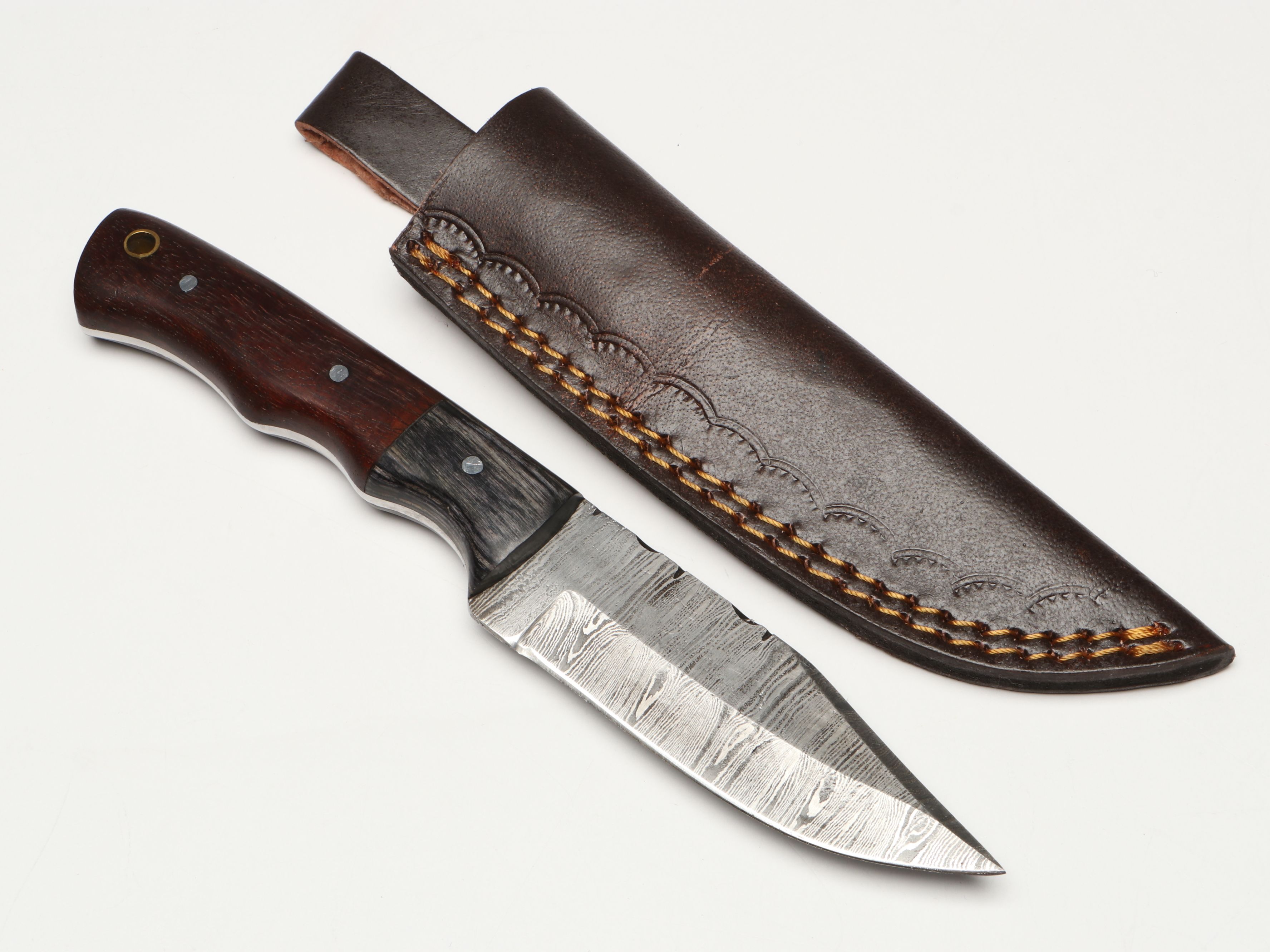 Damascus Steel Skinner and Hunting Knives in Leather Scabbards