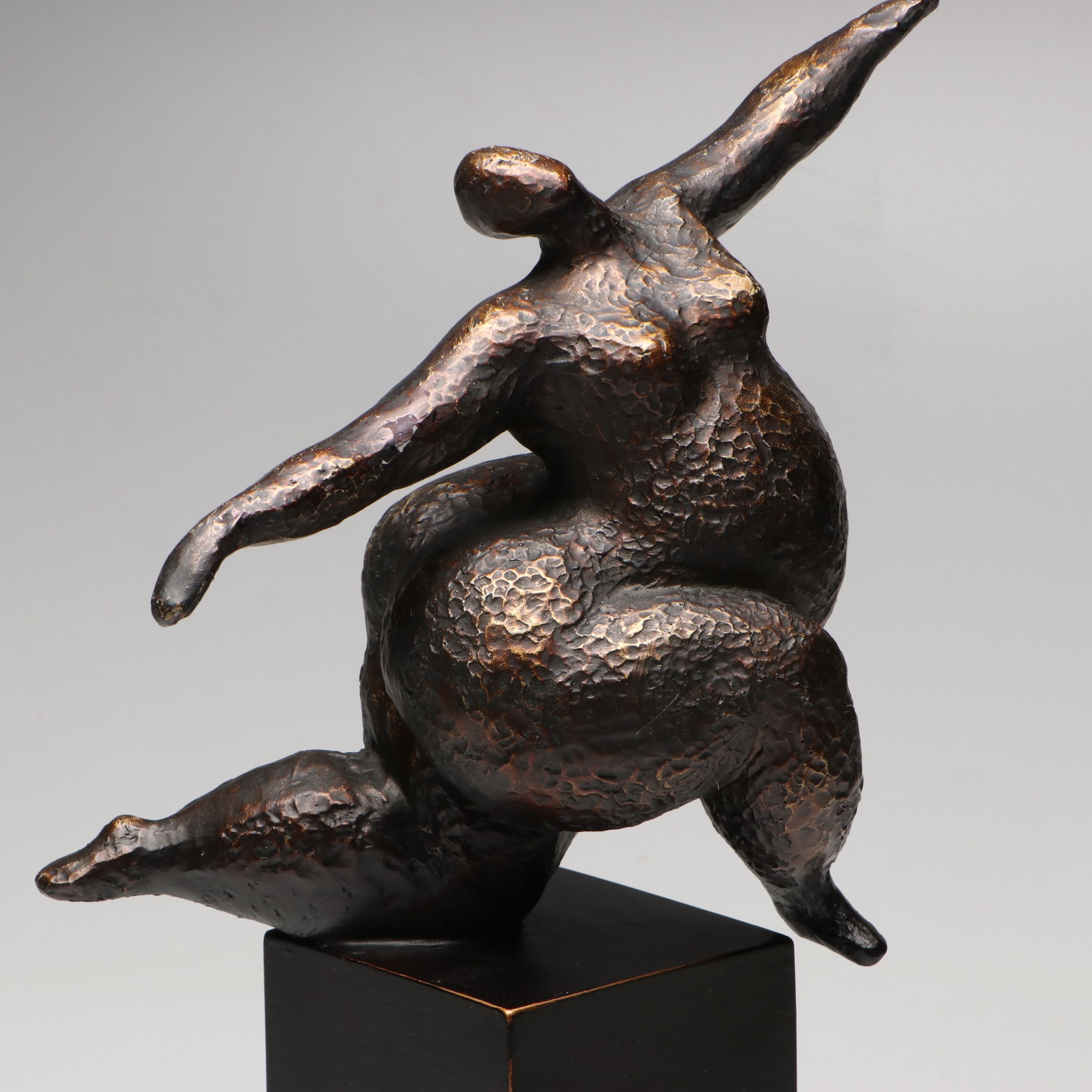 Z Gallerie Bronze Finish Ballet Dancer Sculptures