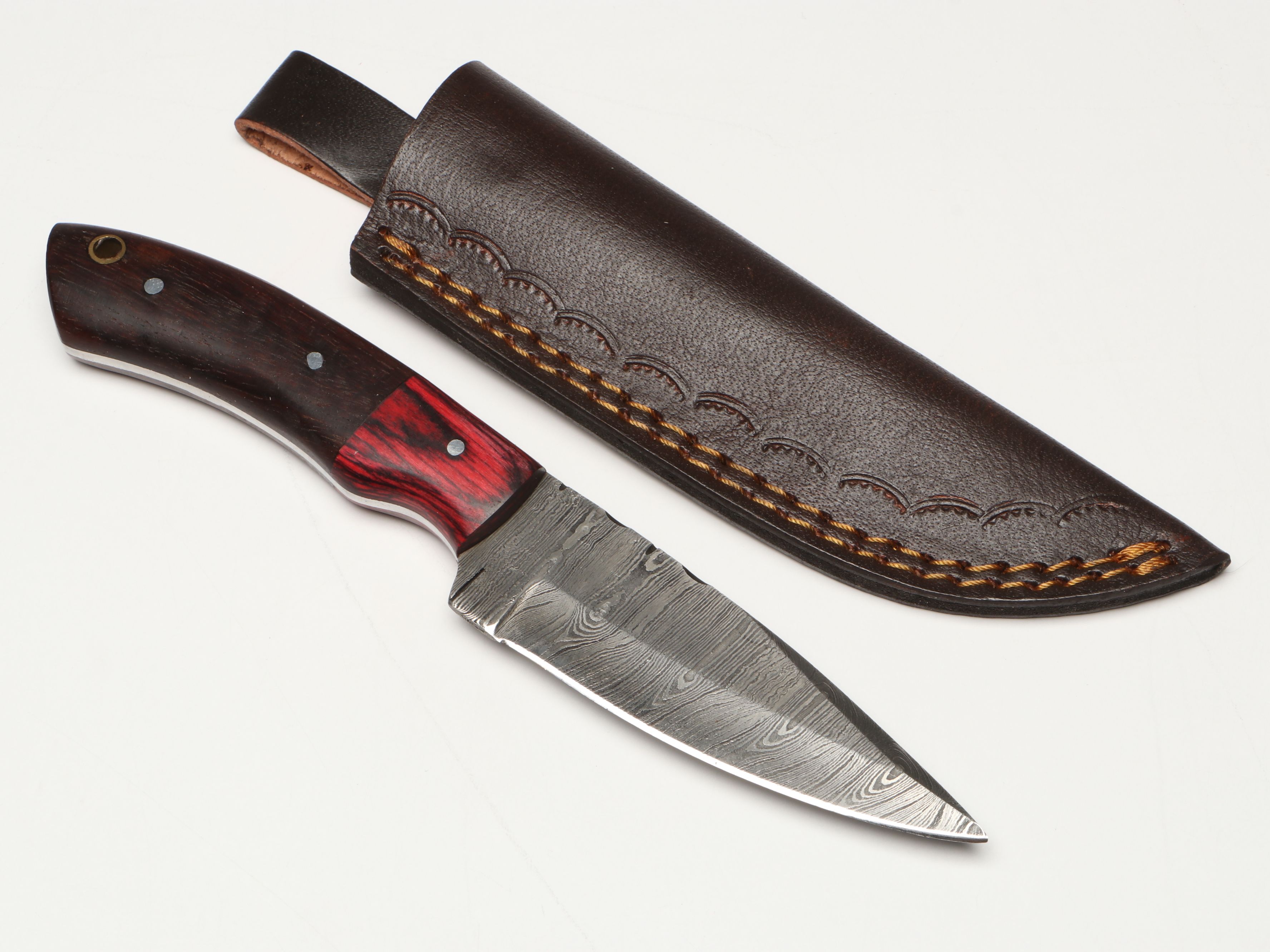 Damascus Steel Skinner and Hunting Knives in Leather Scabbards
