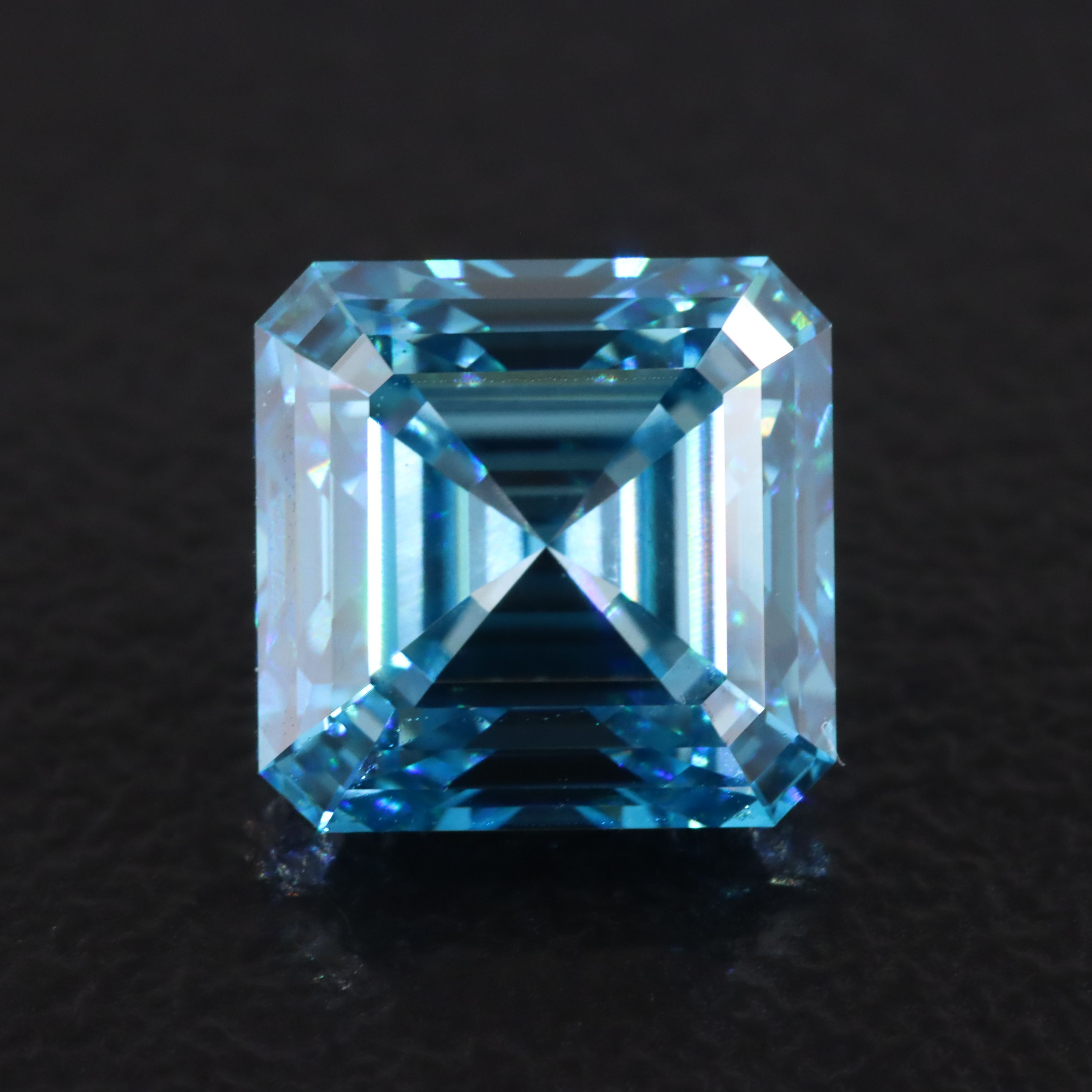 Loose 2.52 CT Lab Grown Fancy Vivid Blue Diamond with IGI Report