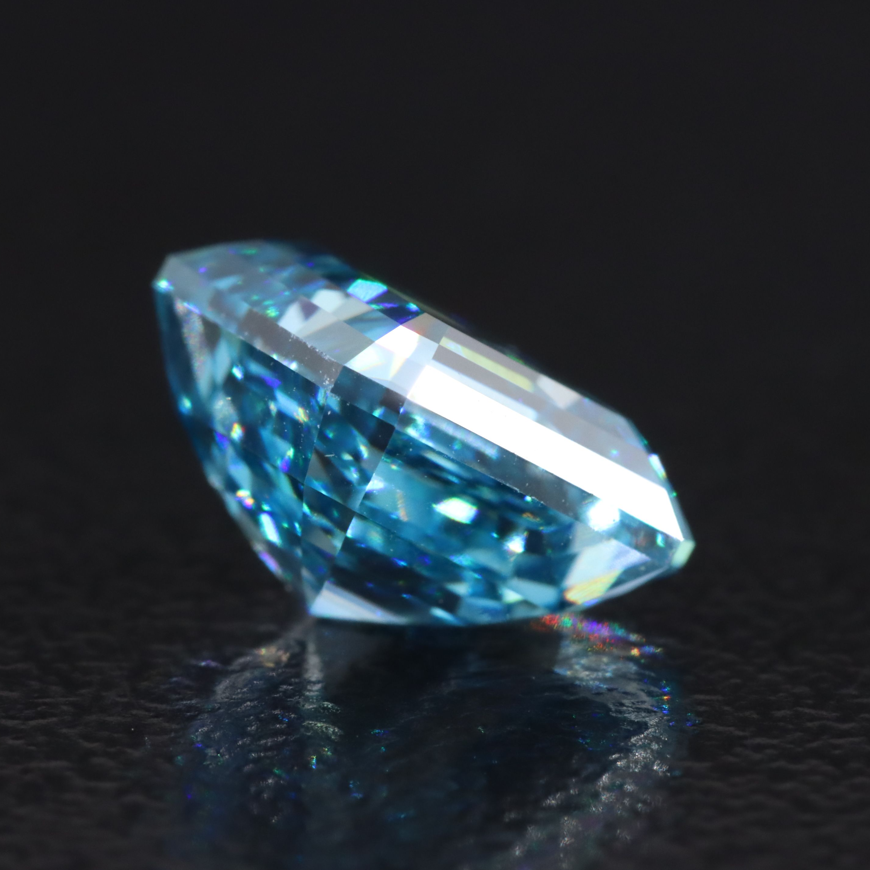 Loose 2.52 CT Lab Grown Fancy Vivid Blue Diamond with IGI Report