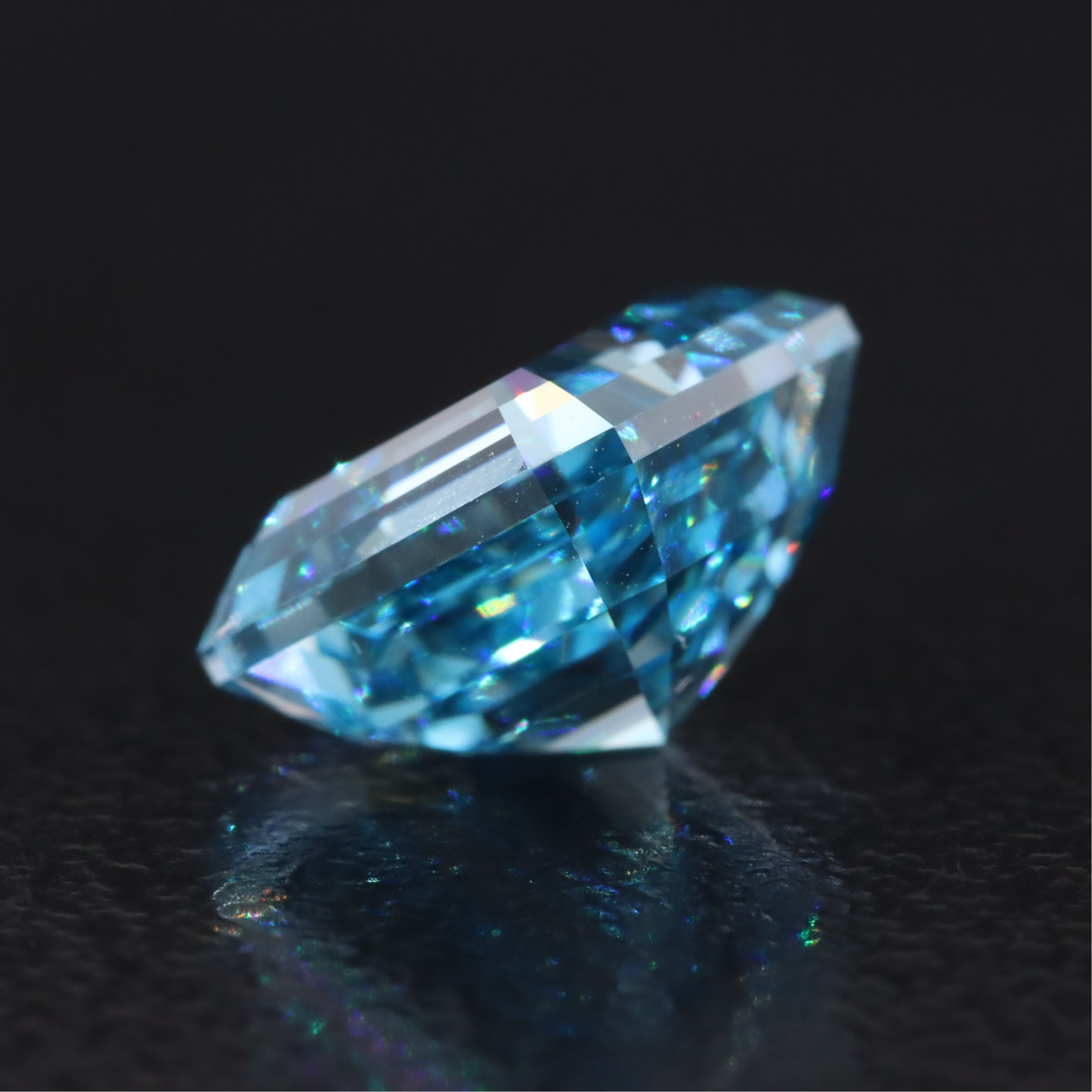 Loose 2.52 CT Lab Grown Fancy Vivid Blue Diamond with IGI Report