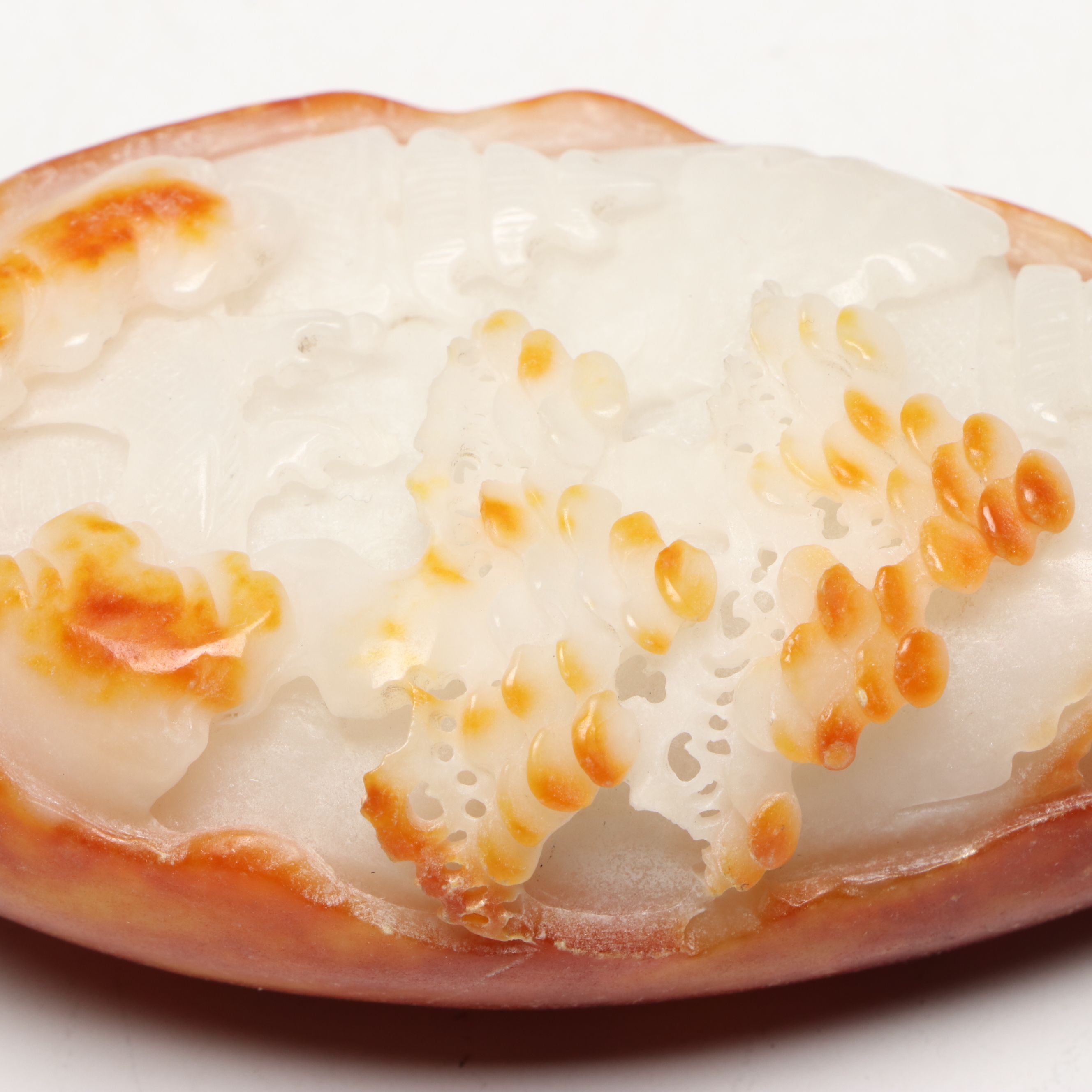 Chinese Egg-Shaped Jadeite Carving