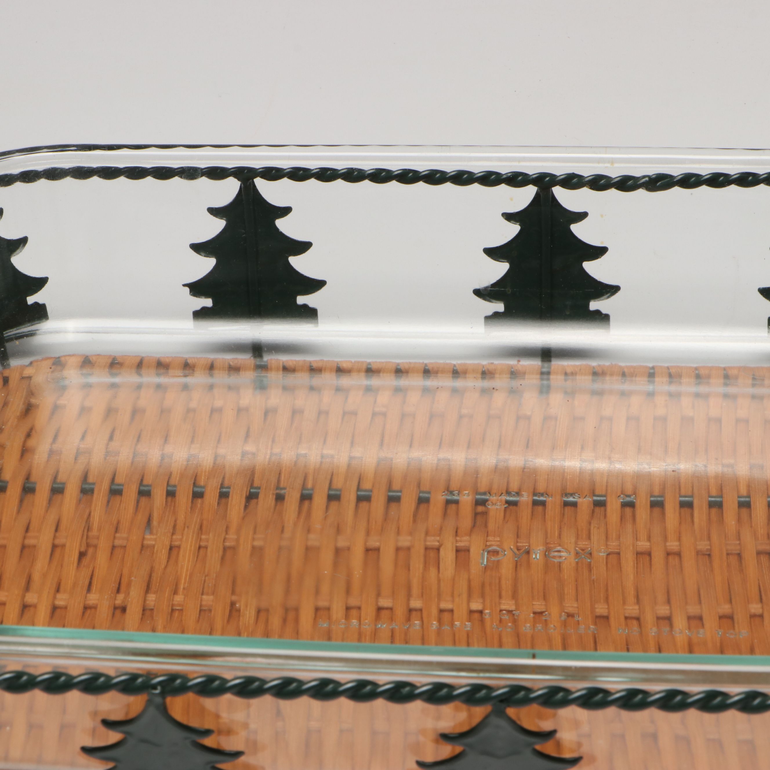 Corning Ware, Revol with Other Baking Casserole Dishes