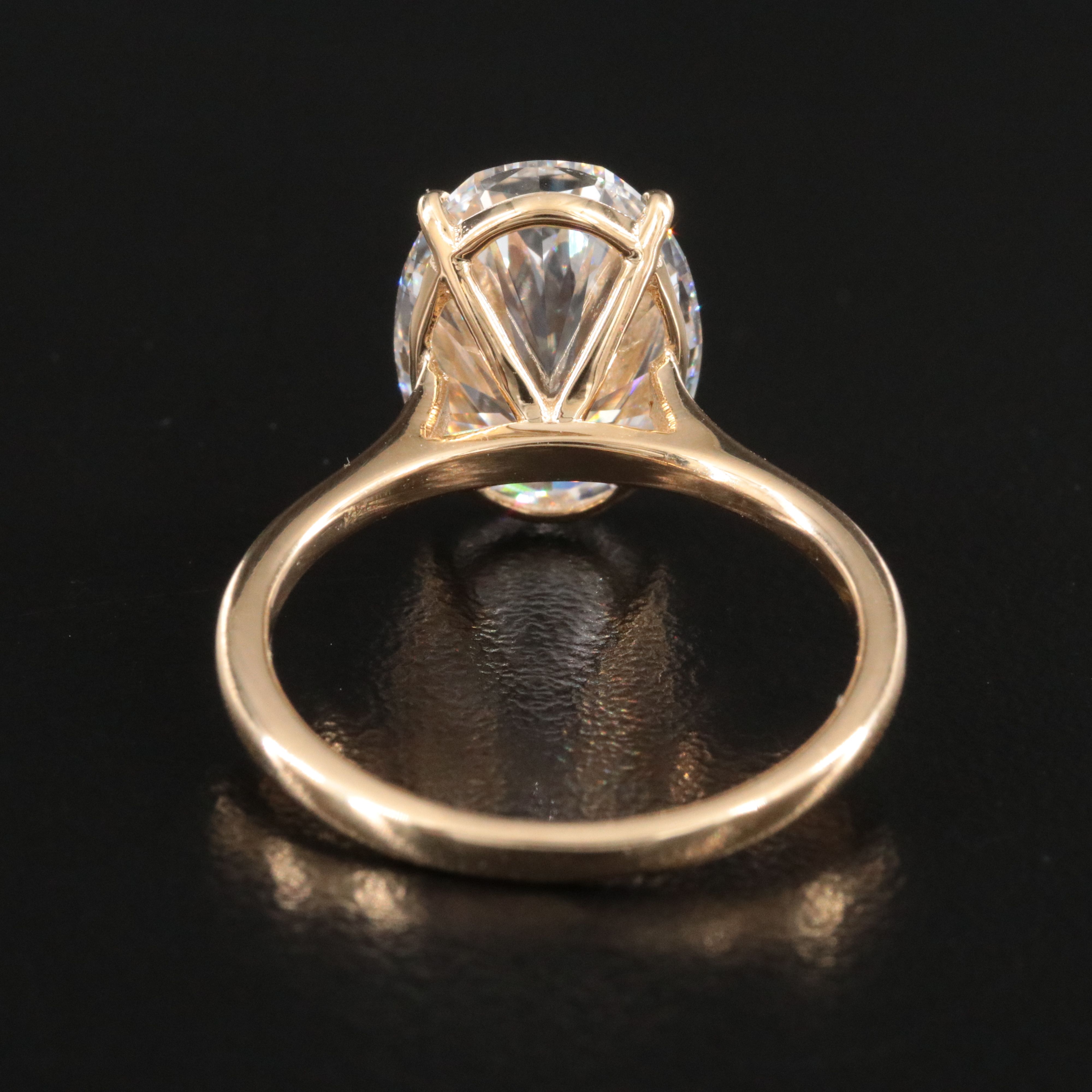 18K 5.04 CT Lab Grown Diamond Solitaire Ring with IGI Report