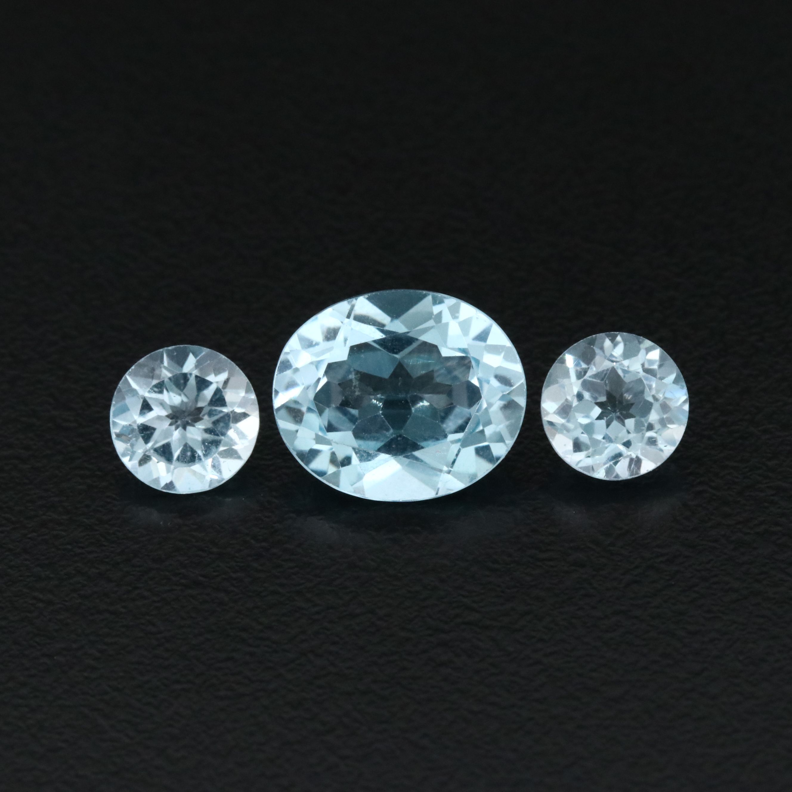 Loose 8.80 CTW Blue Topaz Lot