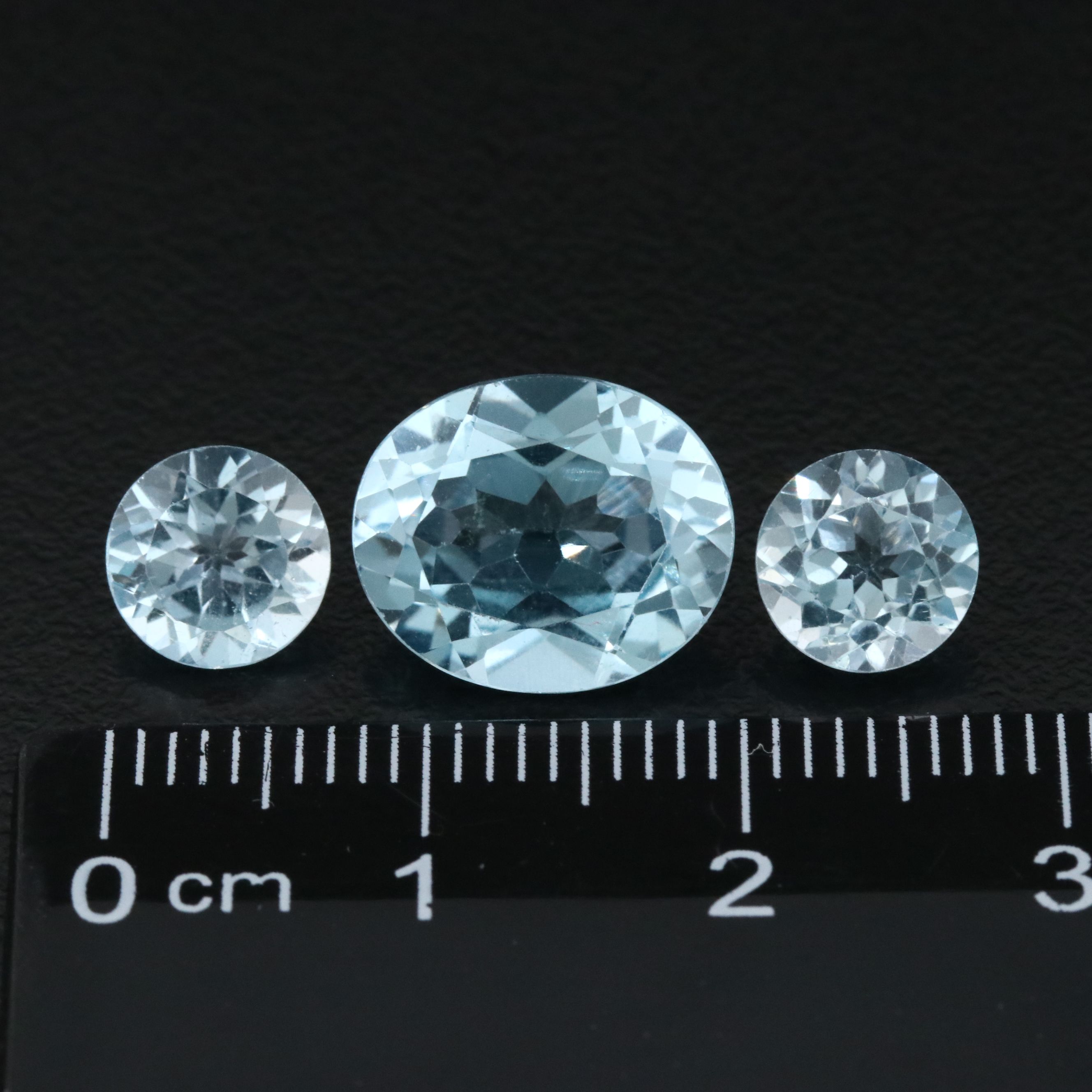 Loose 8.80 CTW Blue Topaz Lot