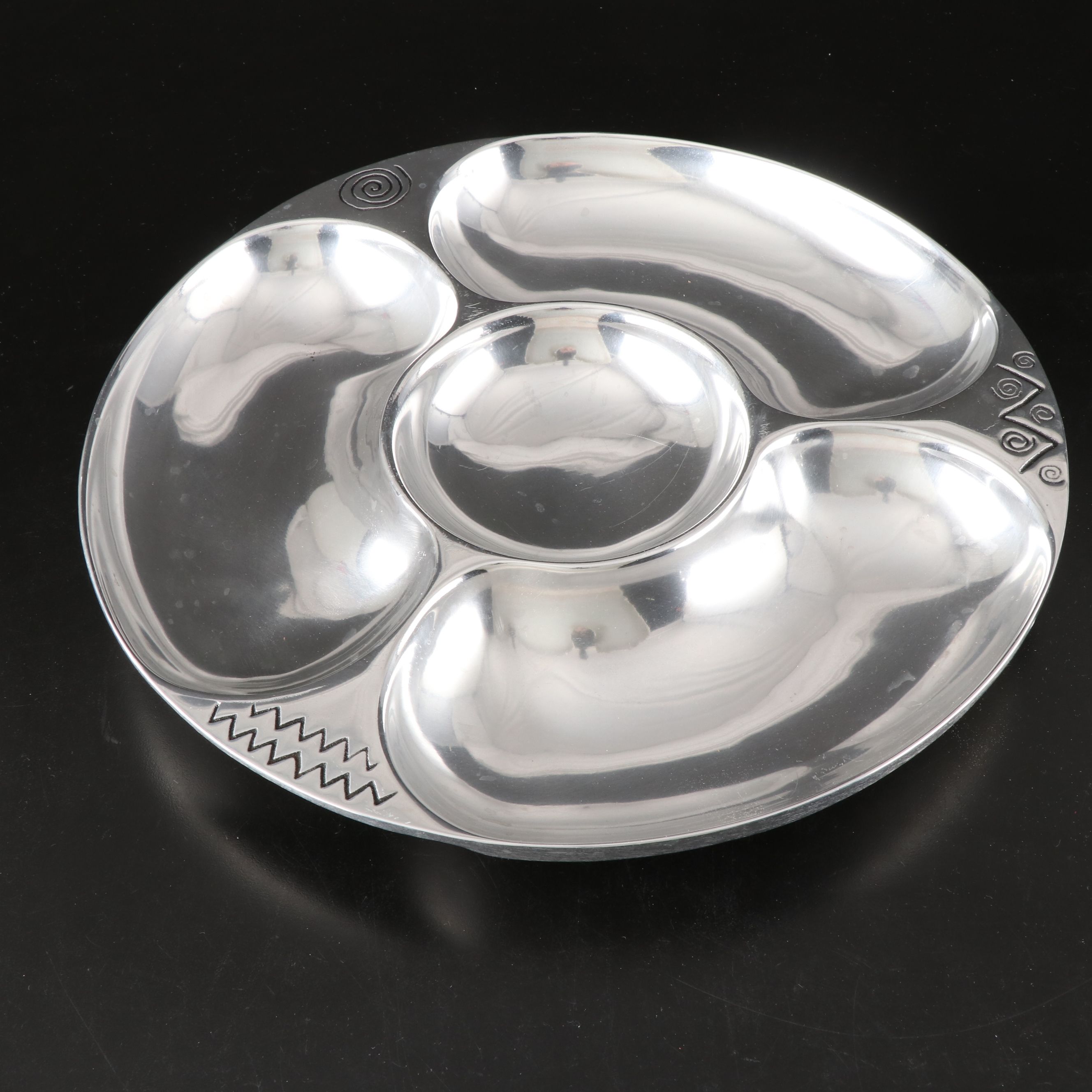 Wilton Armetale "Reggae" and Other Pewter Serveware and Bakeware