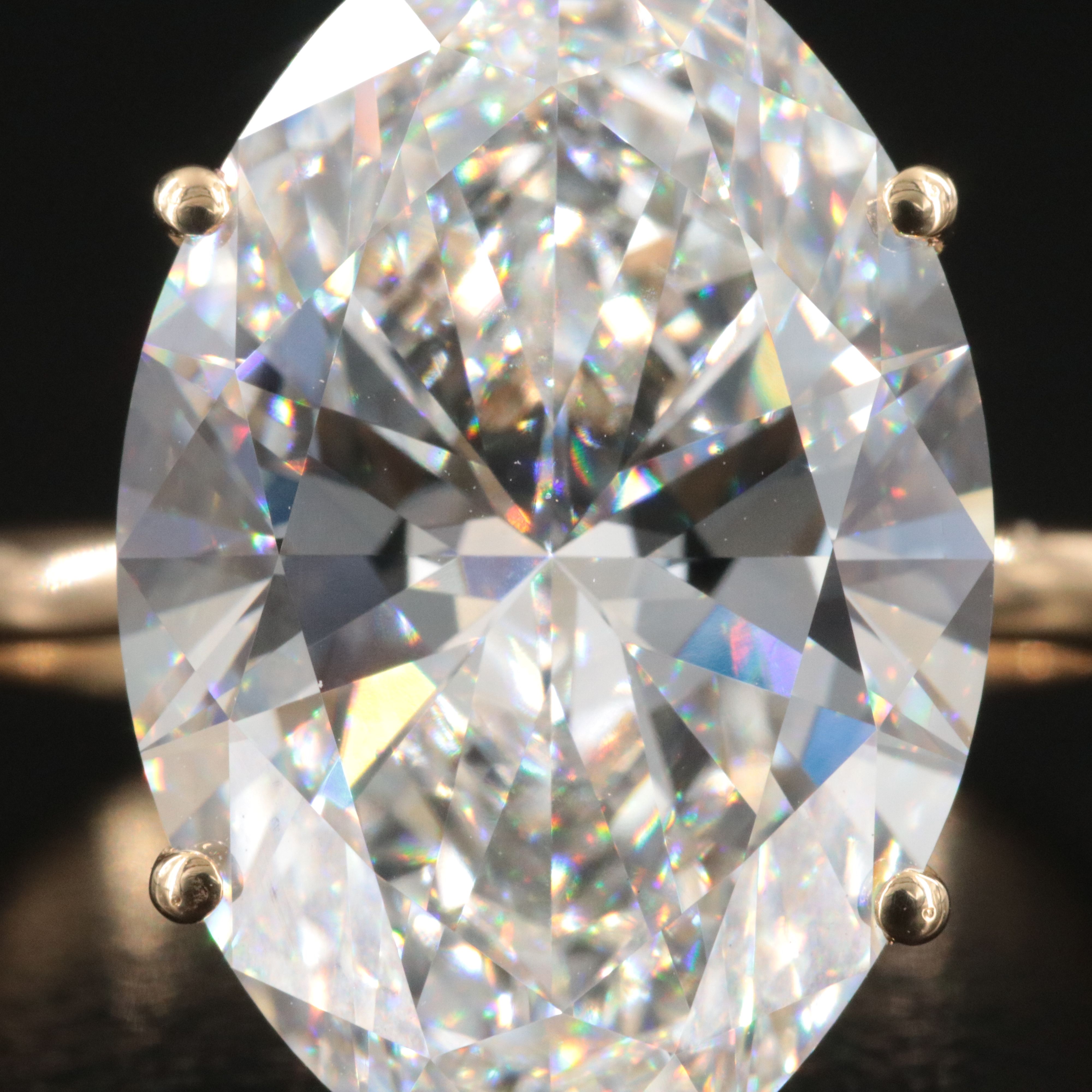 18K 10.01 CT Lab Grown Diamond Solitaire Ring with IGI Report