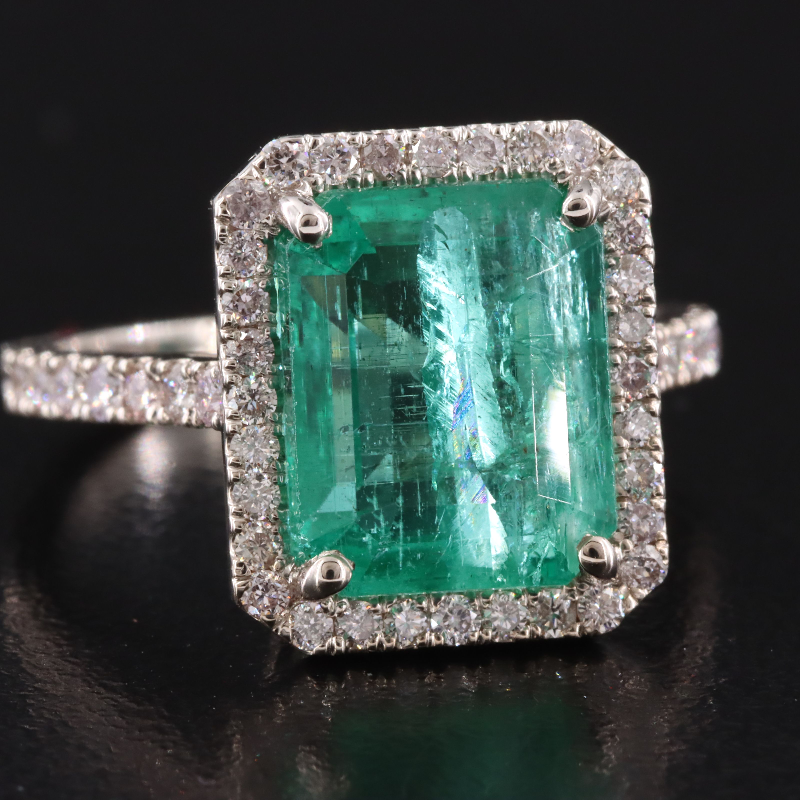 18K 6.48 CT Emerald & 0.62 CTW Diamond Ring with IGI Jewelry Report