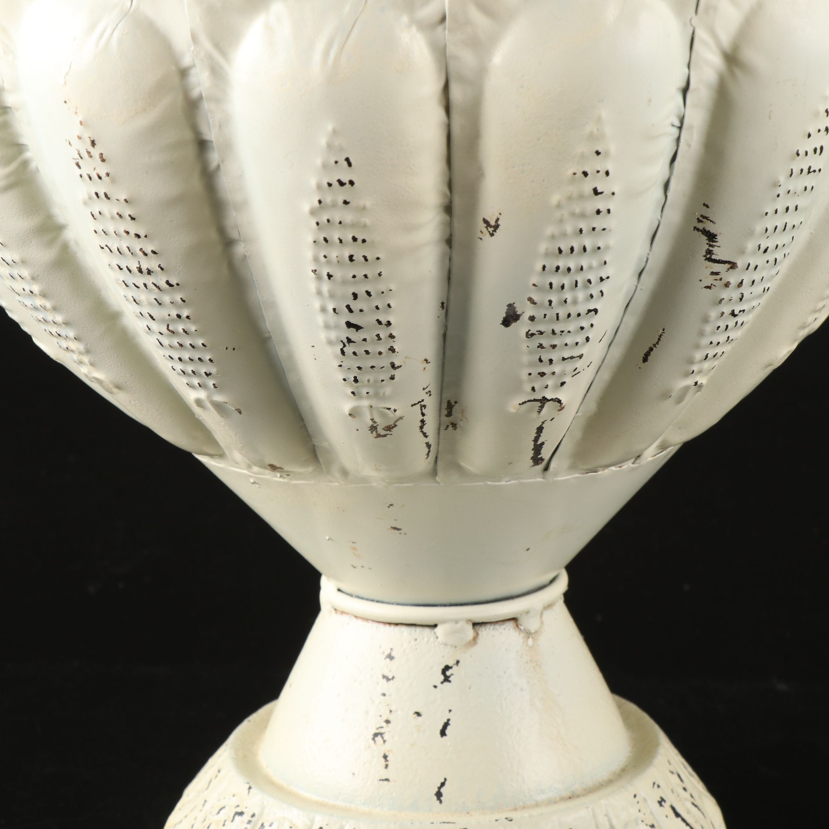 White Finish Neoclassical Style Metal Jardinière