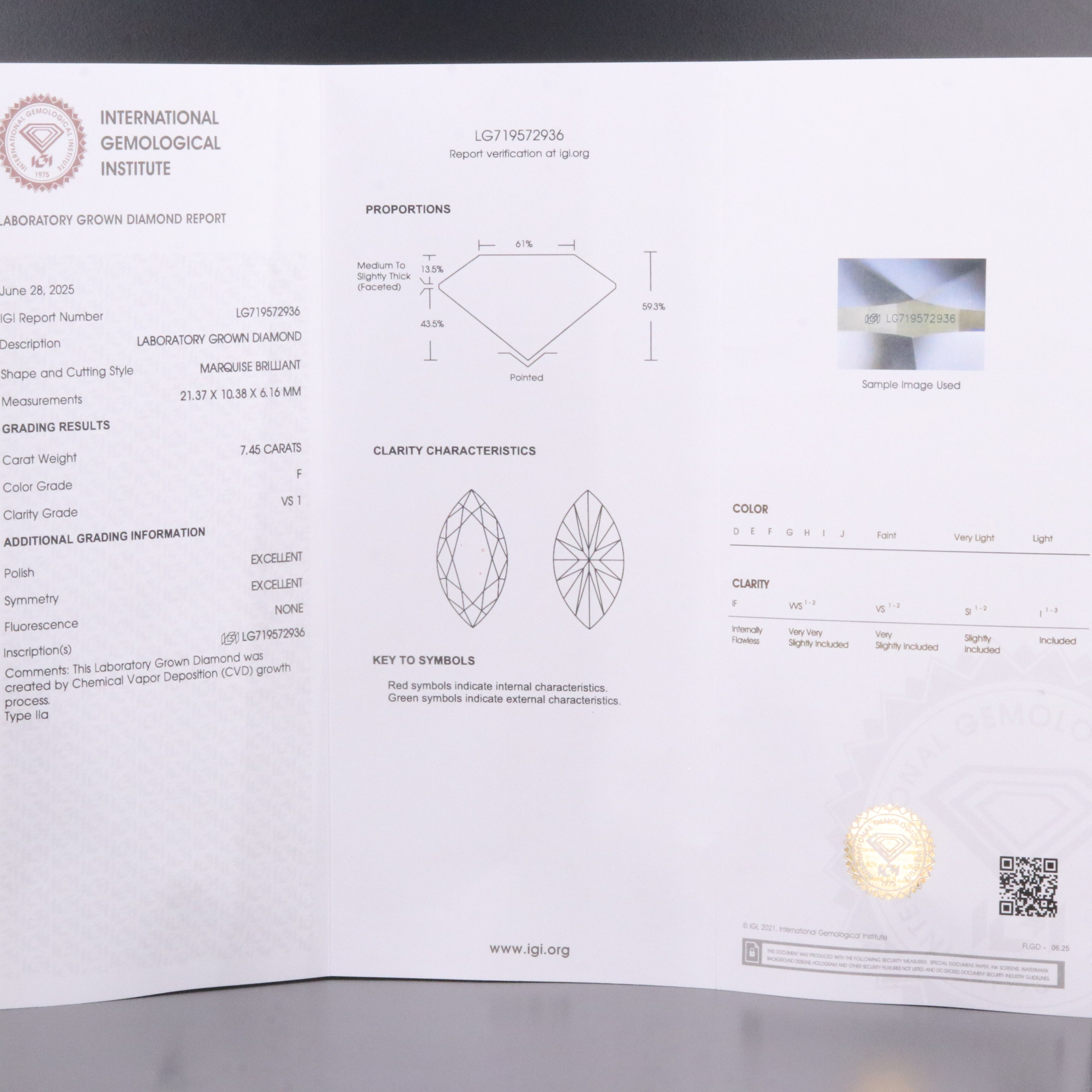 18K 7.45 CT Lab Grown Diamond Solitaire Ring with IGI Report