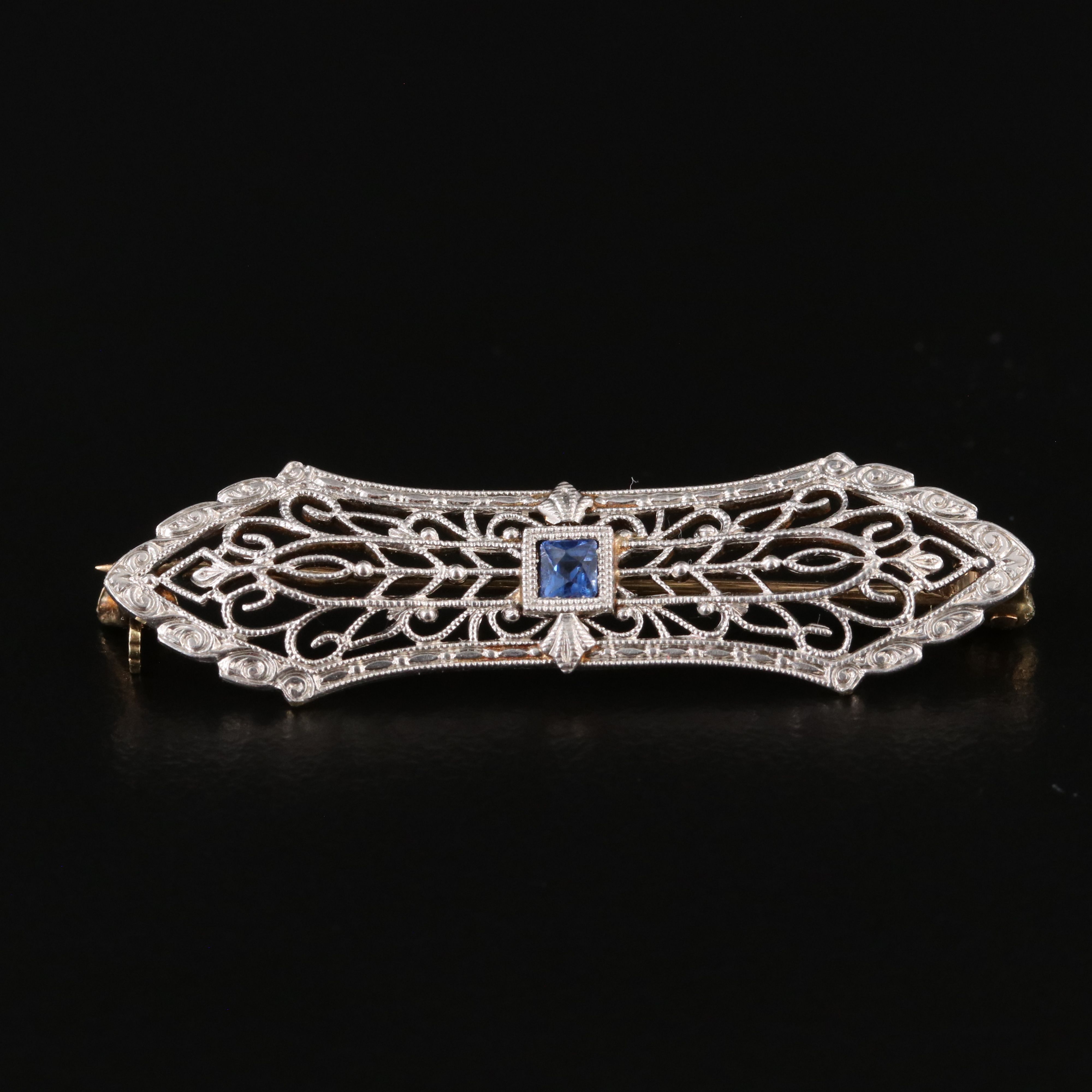 Krementz 14K Sapphire Bar Brooch with Platinum Front Trim