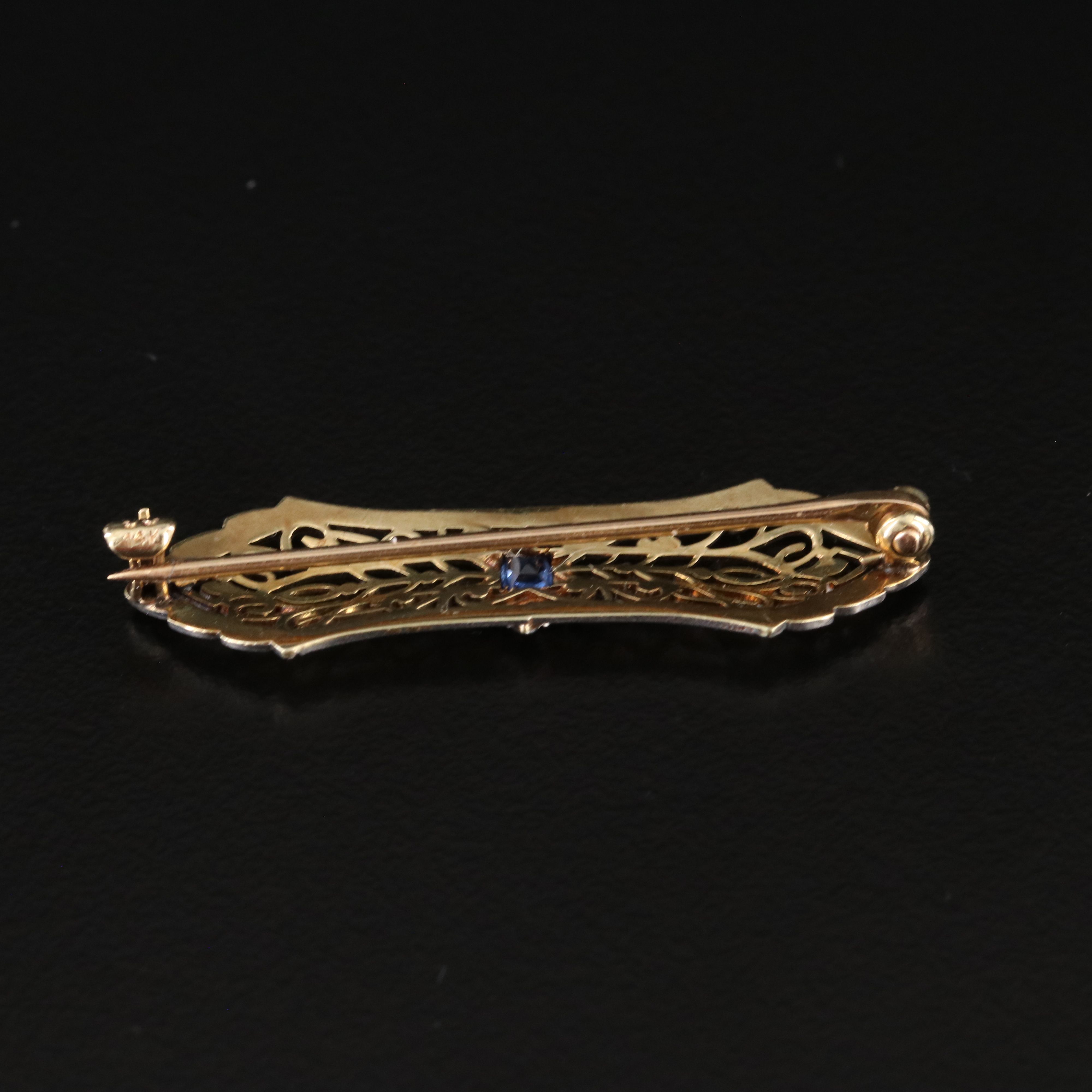 Krementz 14K Sapphire Bar Brooch with Platinum Front Trim