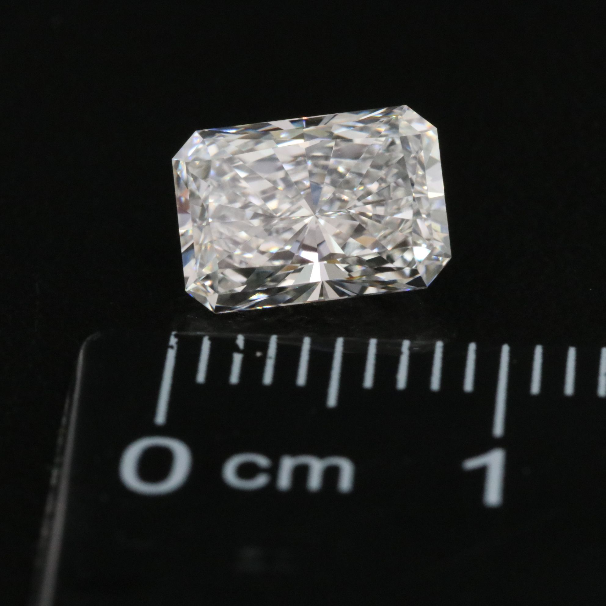 Loose 1.58 CT Lab Grown Diamond with IGI Report