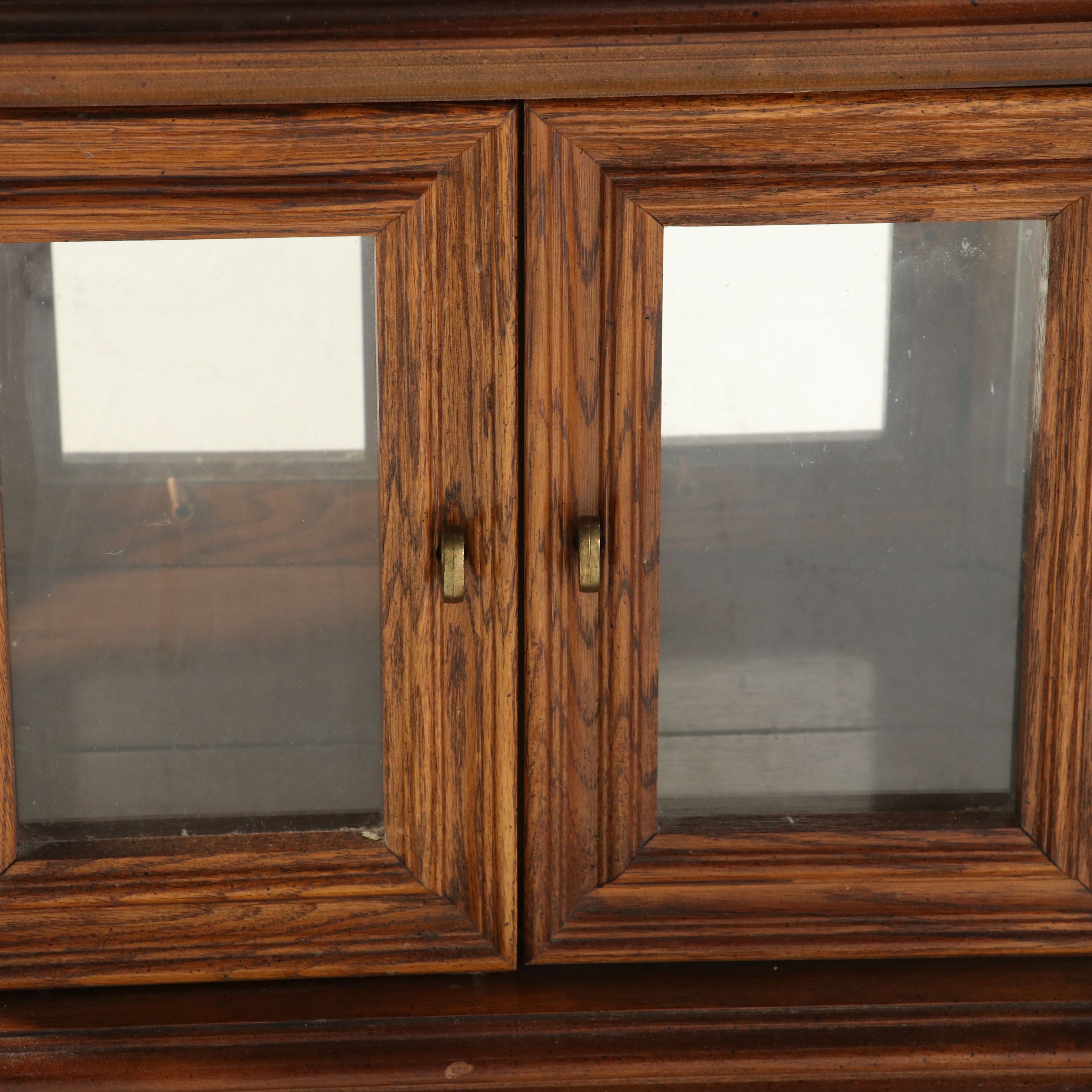 Pair of Traditional Style Illuminated Display Cabinets