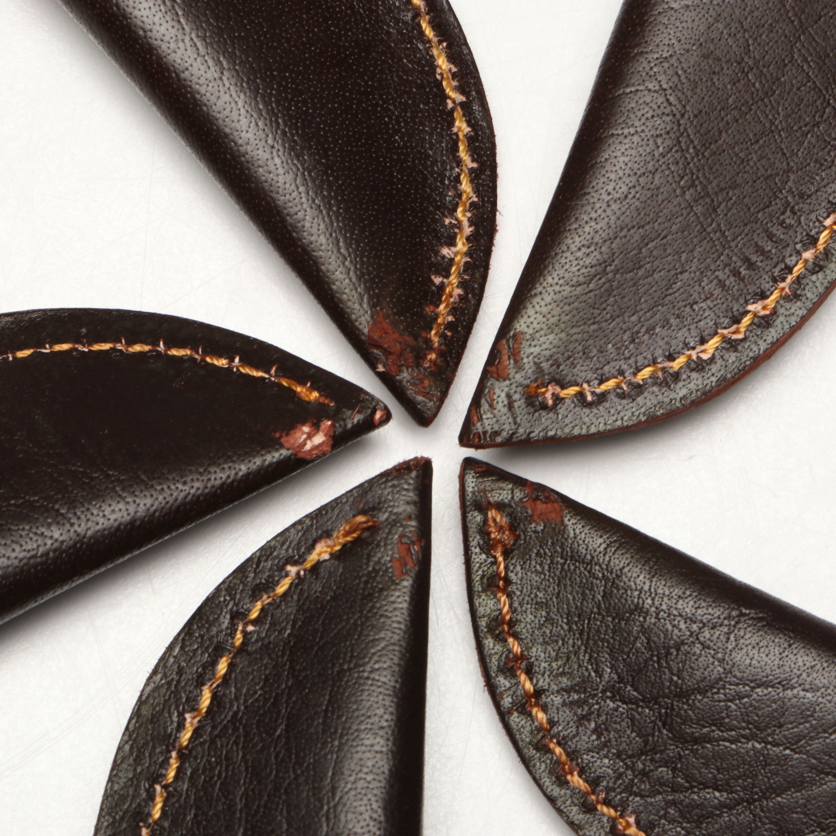 Damascus Steel Skinner and Hunting Knives in Leather Scabbards