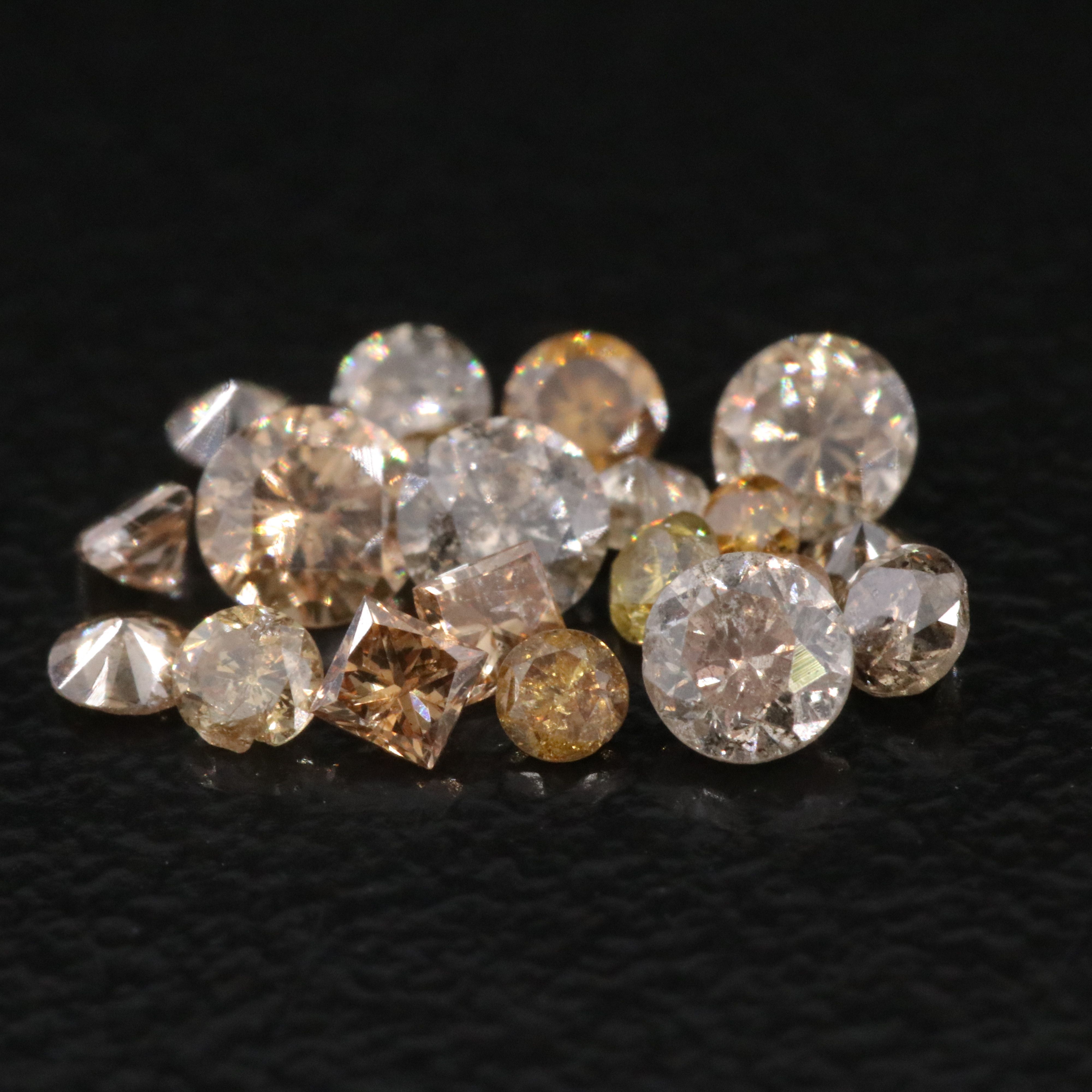 Loose 0.97 CTW Diamond Lot Including Fancy Yellow