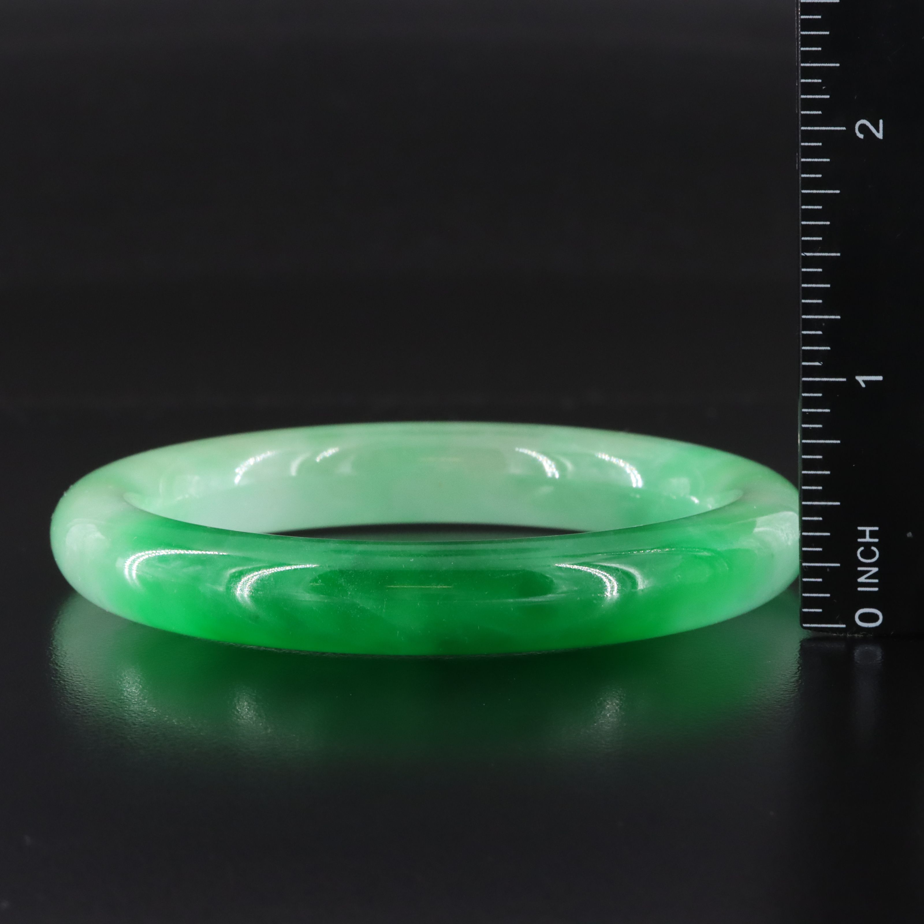 Jadeite Bangle