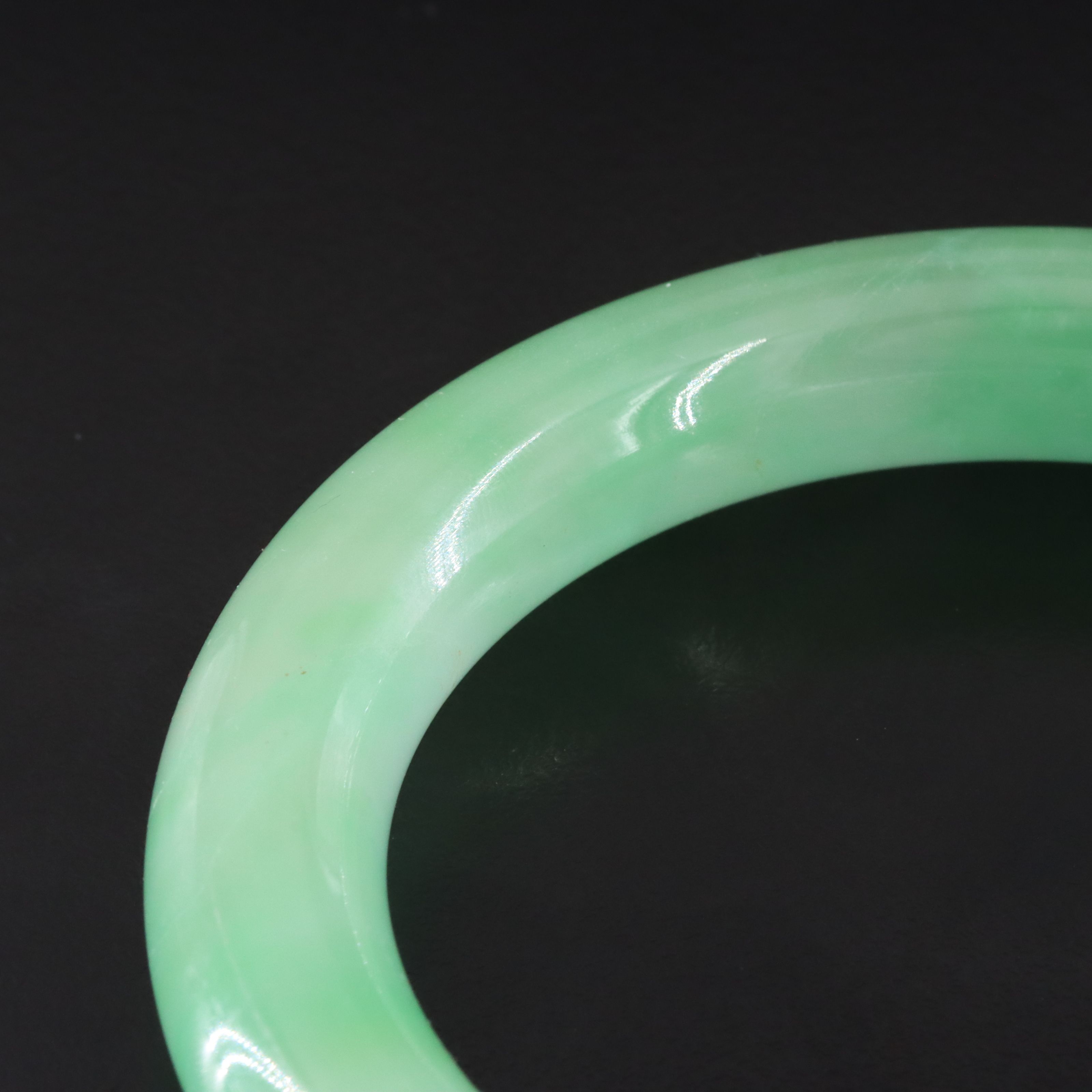 Jadeite Bangle
