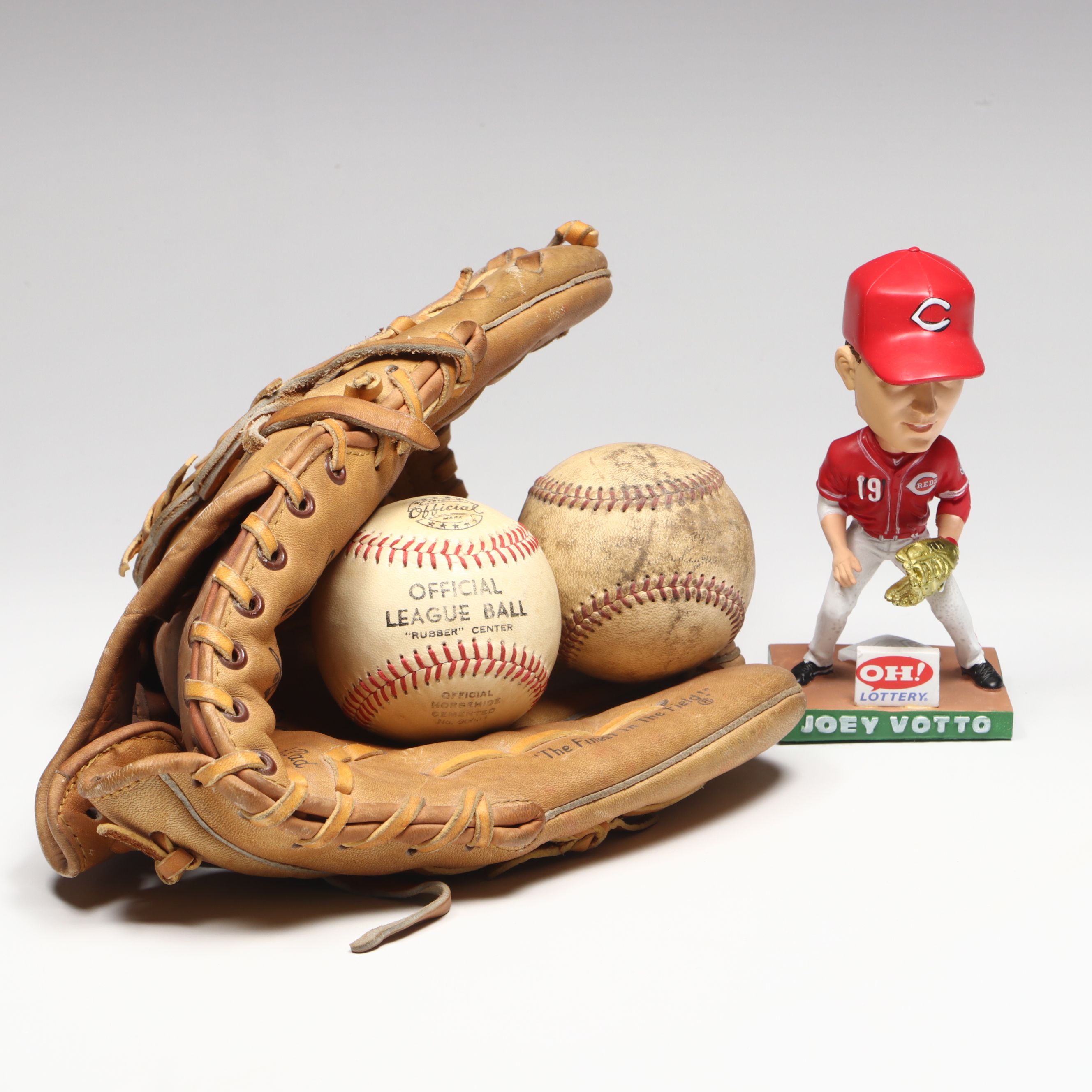 Rawlings Reggie Jackson Signature Baseball Glove with More Baseball Collectibles