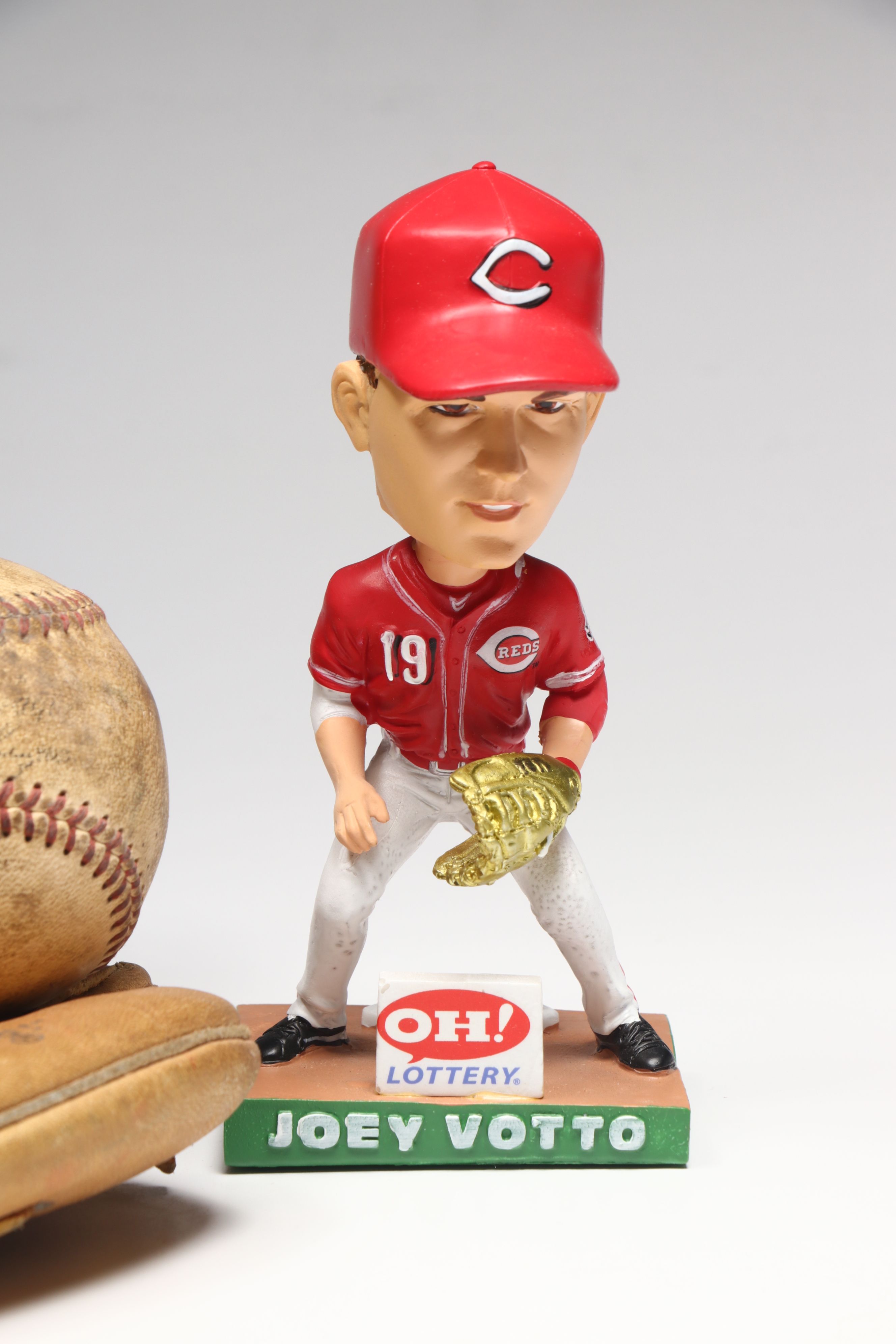 Rawlings Reggie Jackson Signature Baseball Glove with More Baseball Collectibles