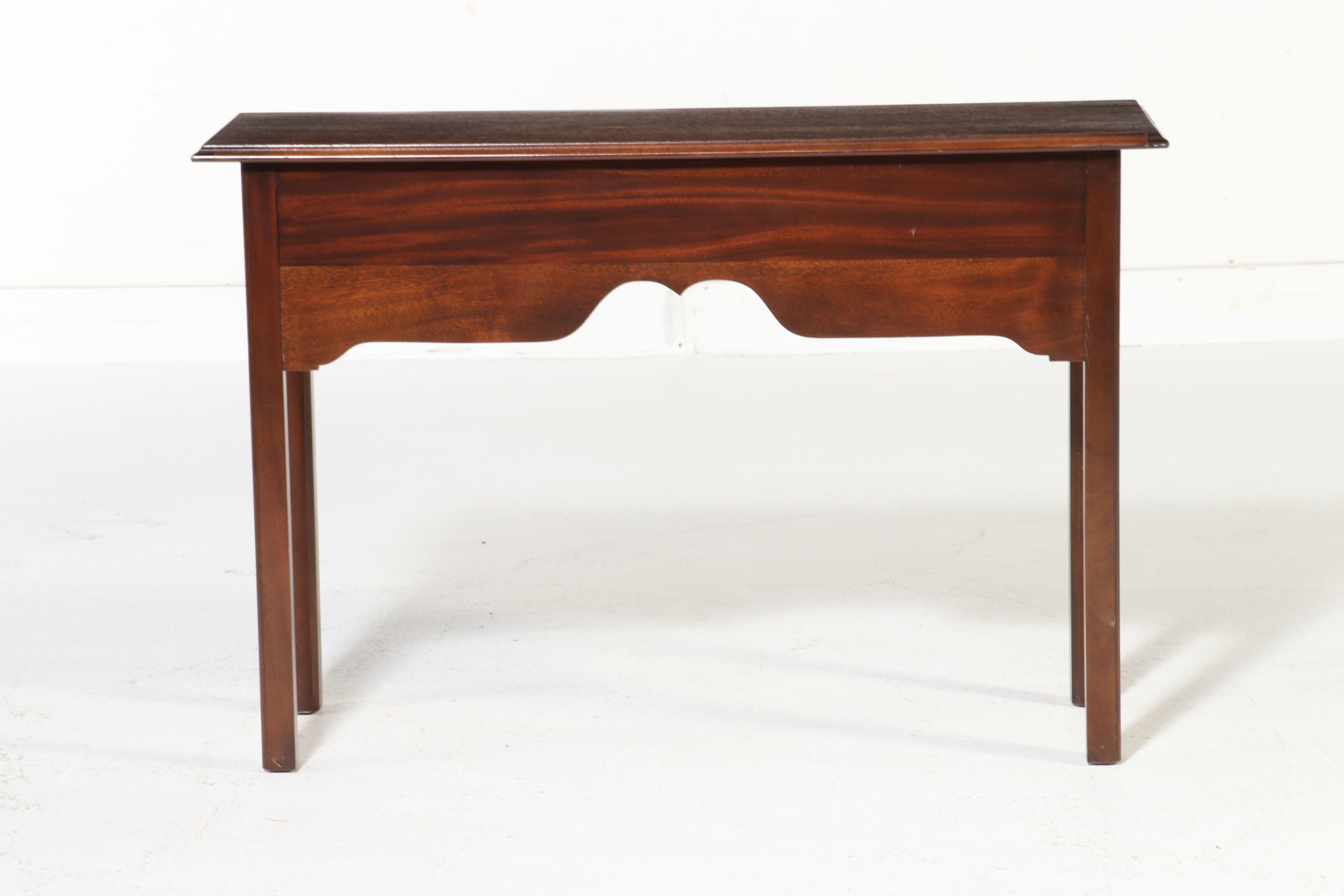 Chippendale Style Mahogany Lowboy Dressing Table, Mid to Late 20th Century