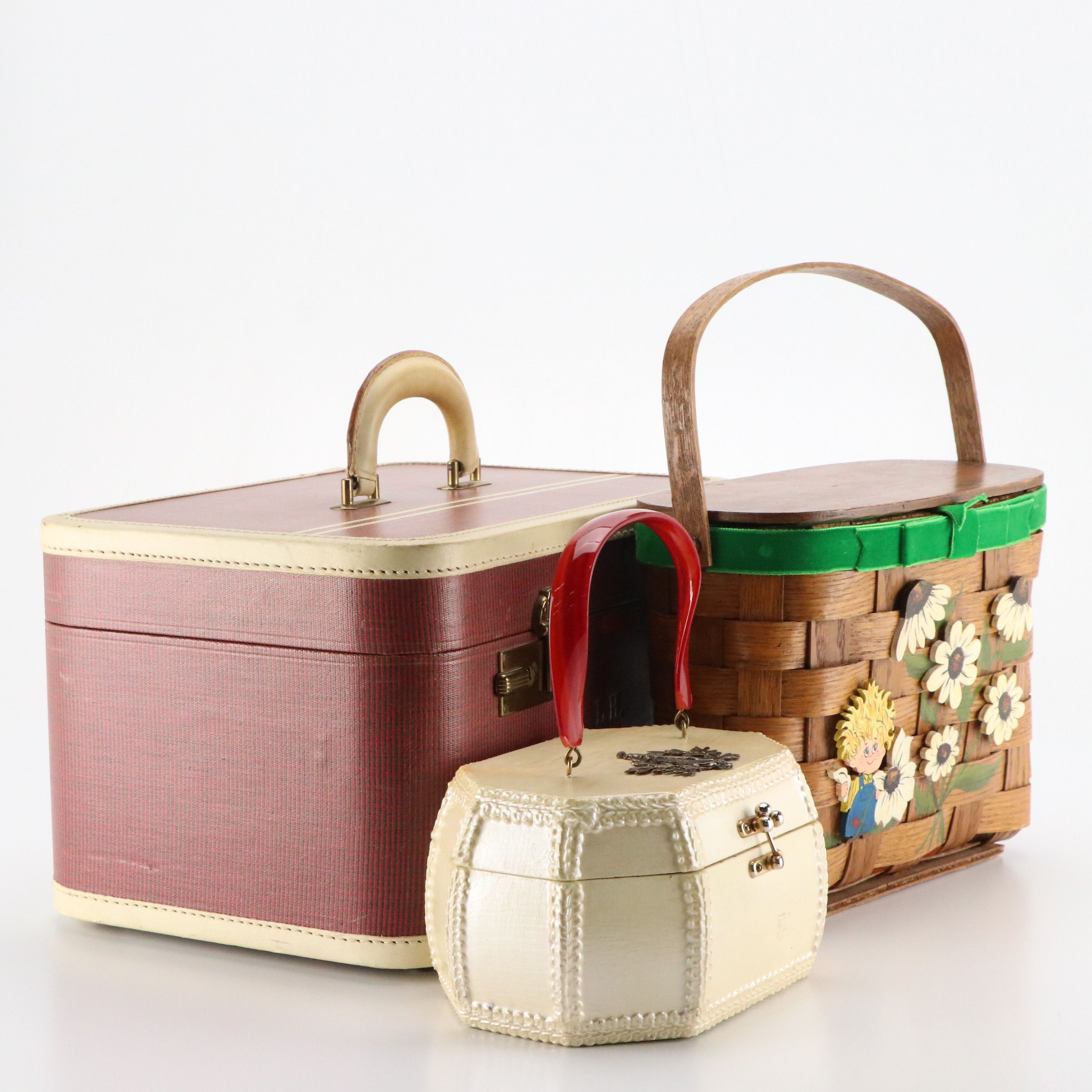 Star-Craft Luggage Train Case with Hand-Decorated Wood Purses