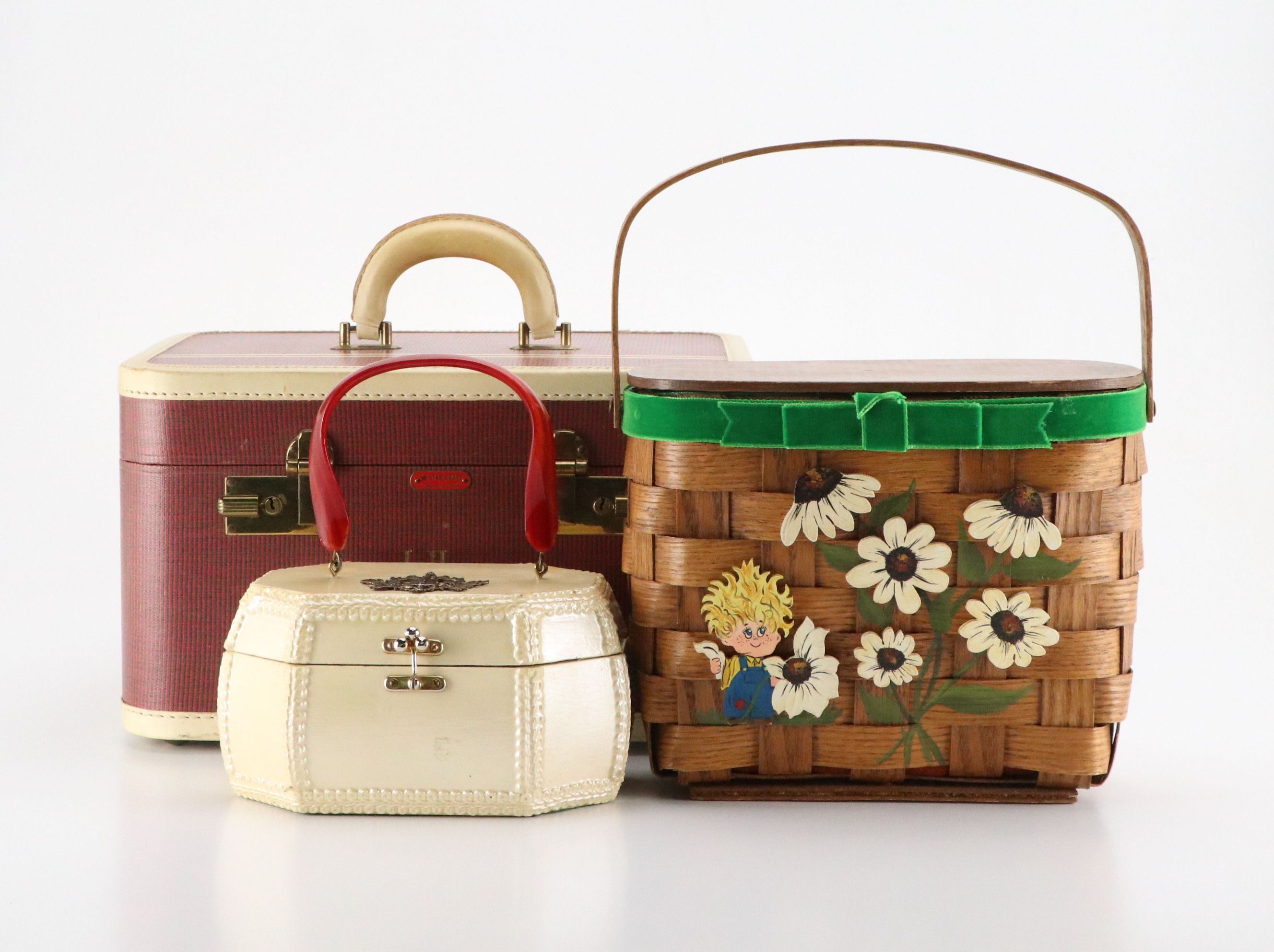 Star-Craft Luggage Train Case with Hand-Decorated Wood Purses