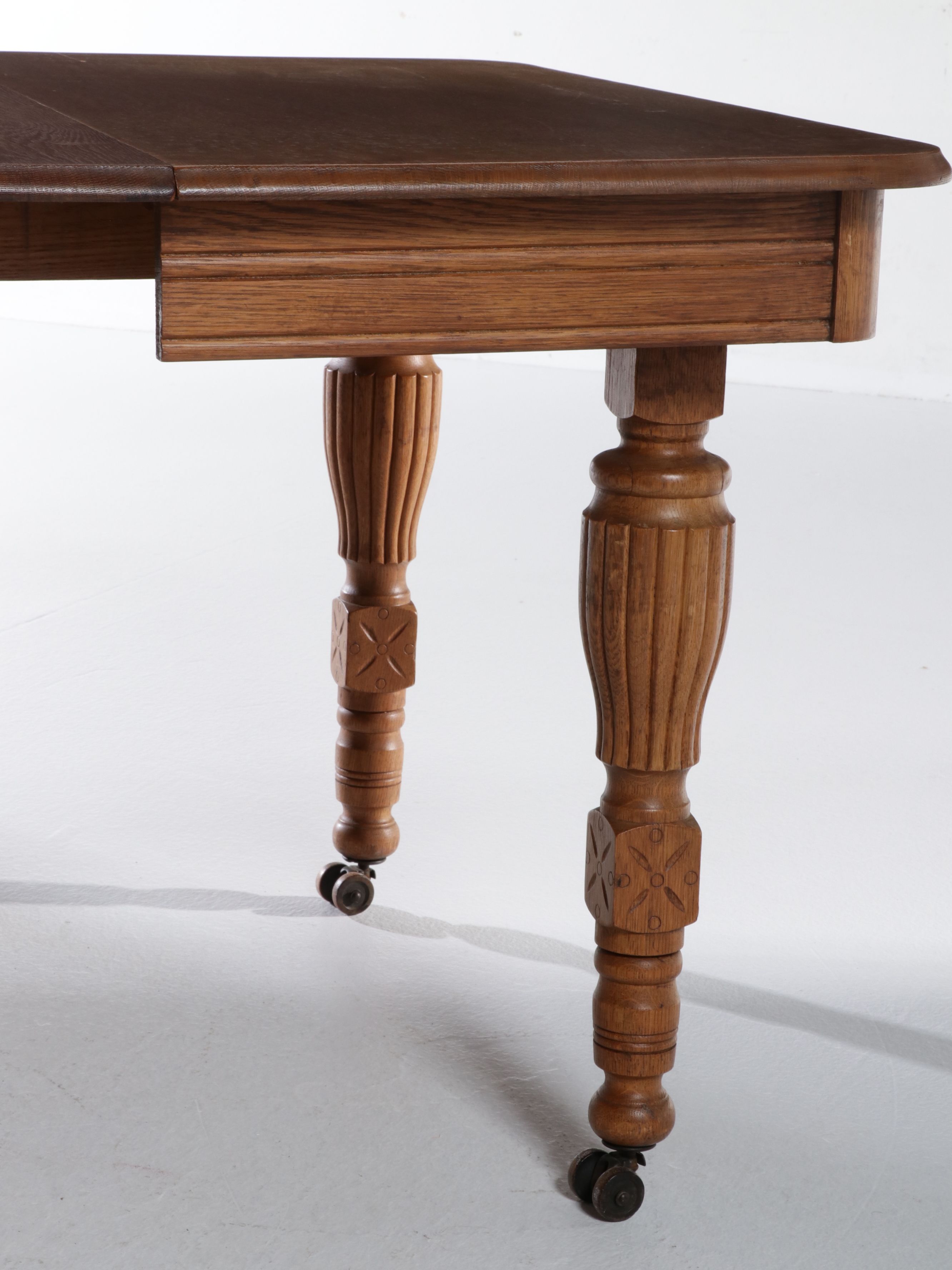 Victorian Eastlake Oak Expanding Dining Table with Center Support