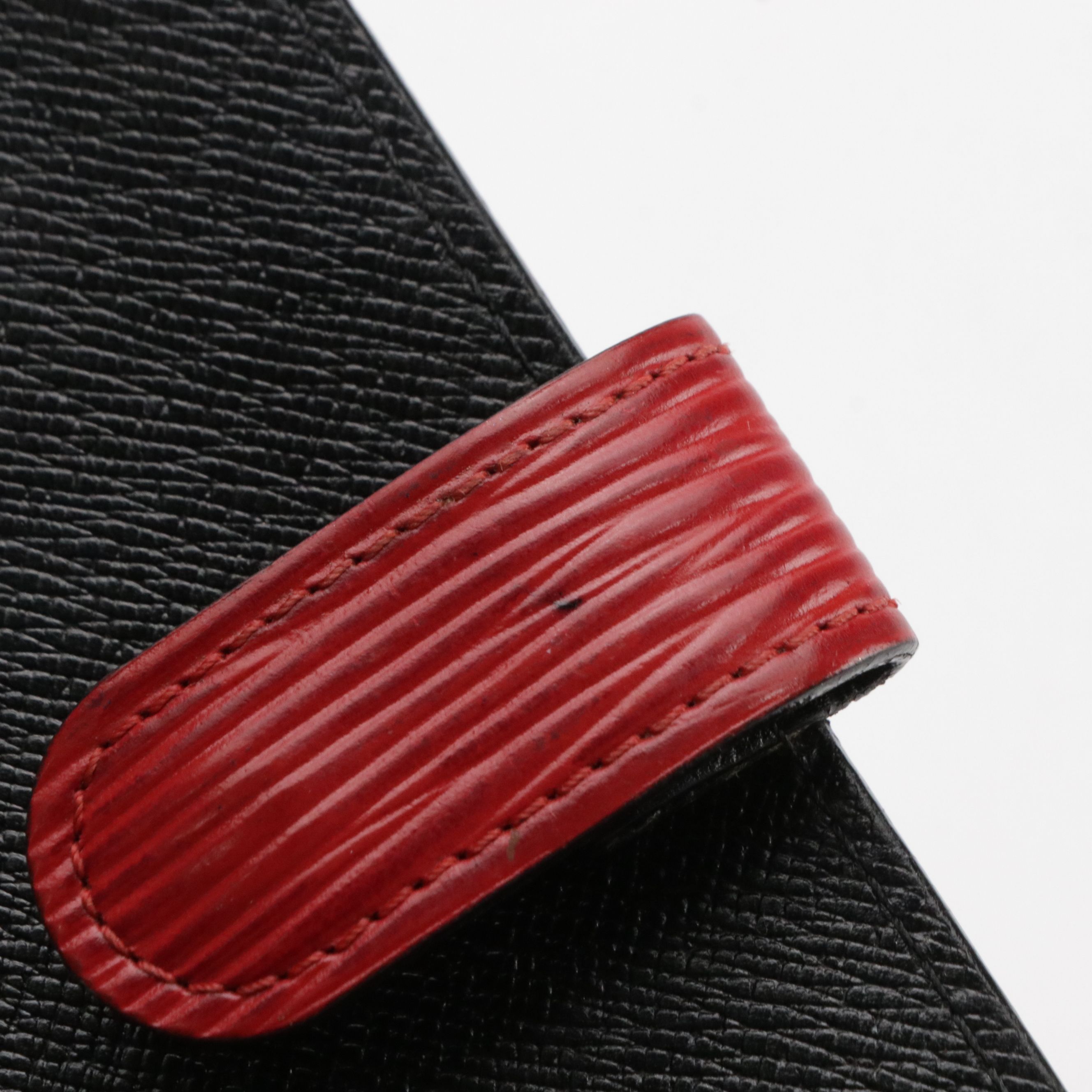 Louis Vuitton 6 Ring Agenda Cover in Red Epi Leather