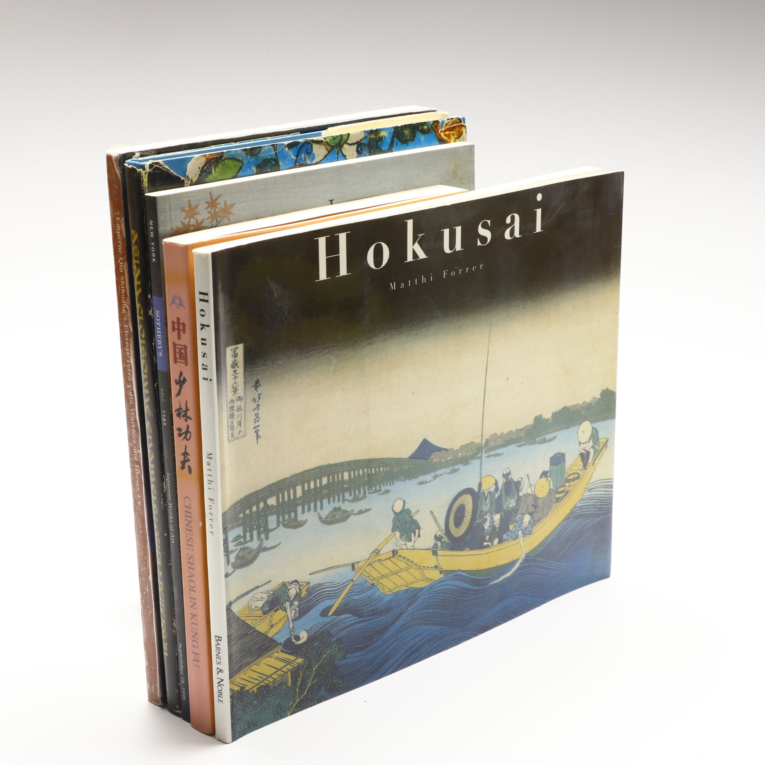 "On Asia's Run" and More English and Asian Books