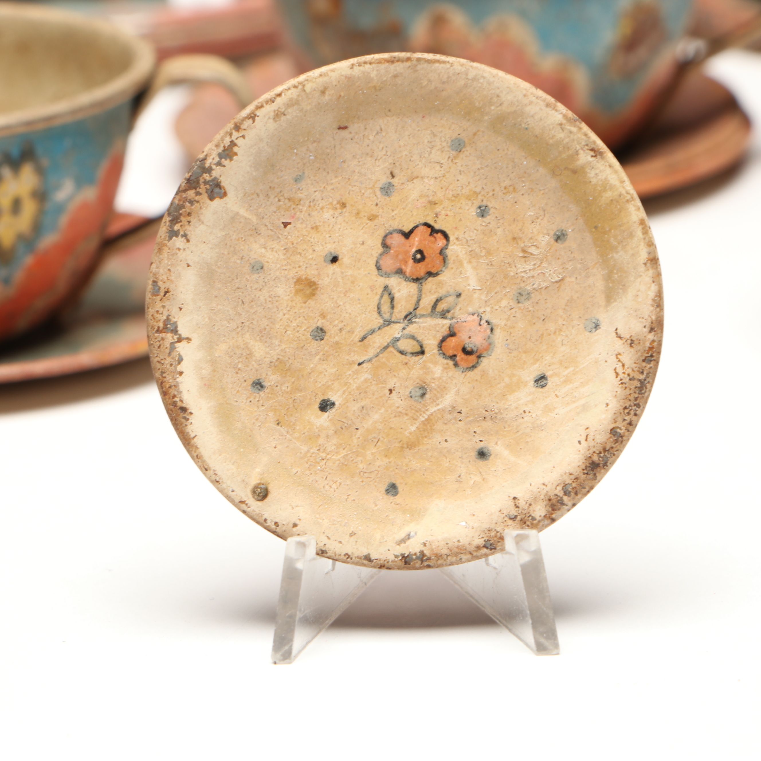 Dog and Floral Themed Tin Litho Children's Tea Set Pieces, Mid-20th Century