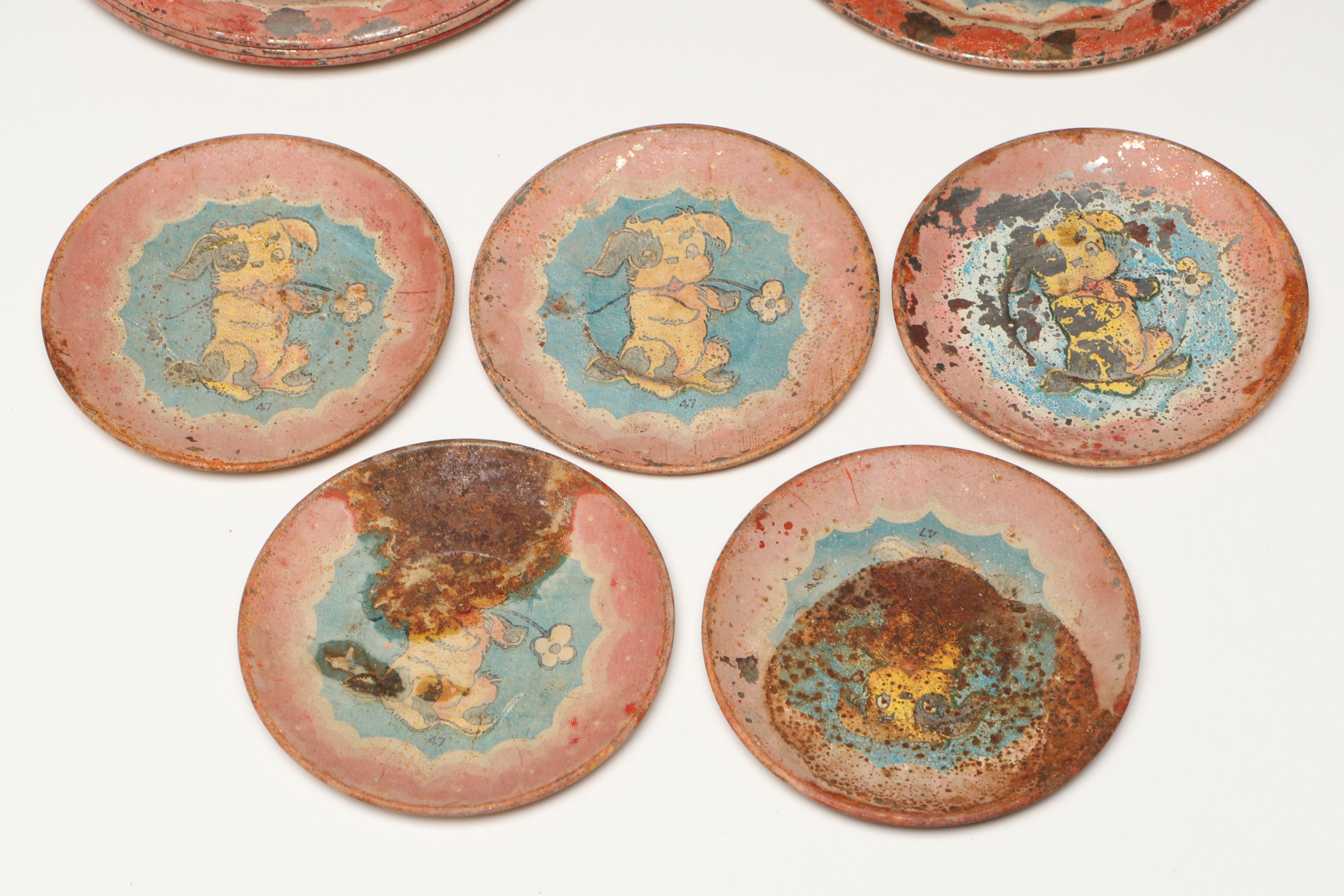 Dog and Floral Themed Tin Litho Children's Tea Set Pieces, Mid-20th Century