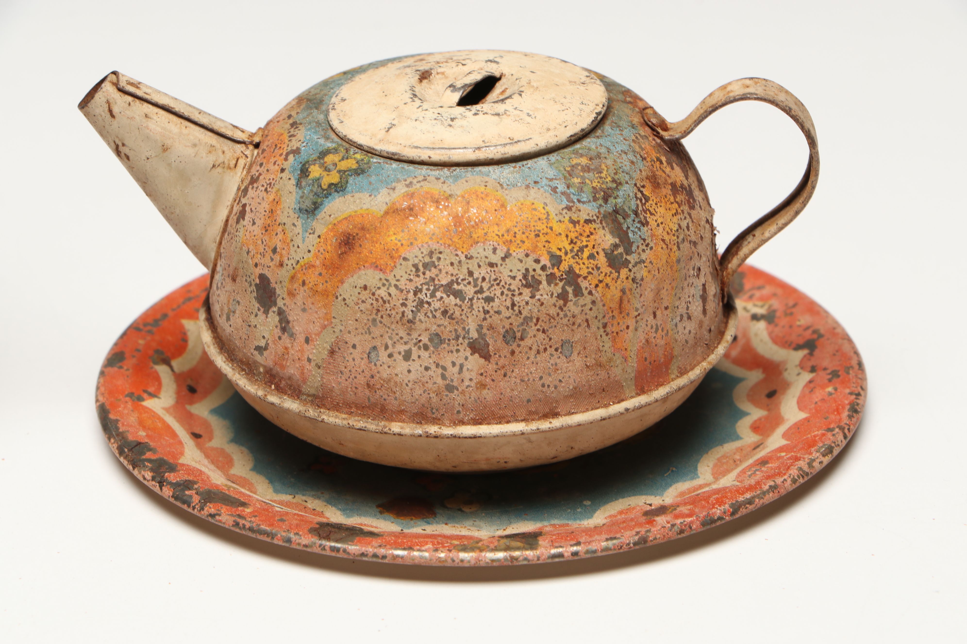 Dog and Floral Themed Tin Litho Children's Tea Set Pieces, Mid-20th Century