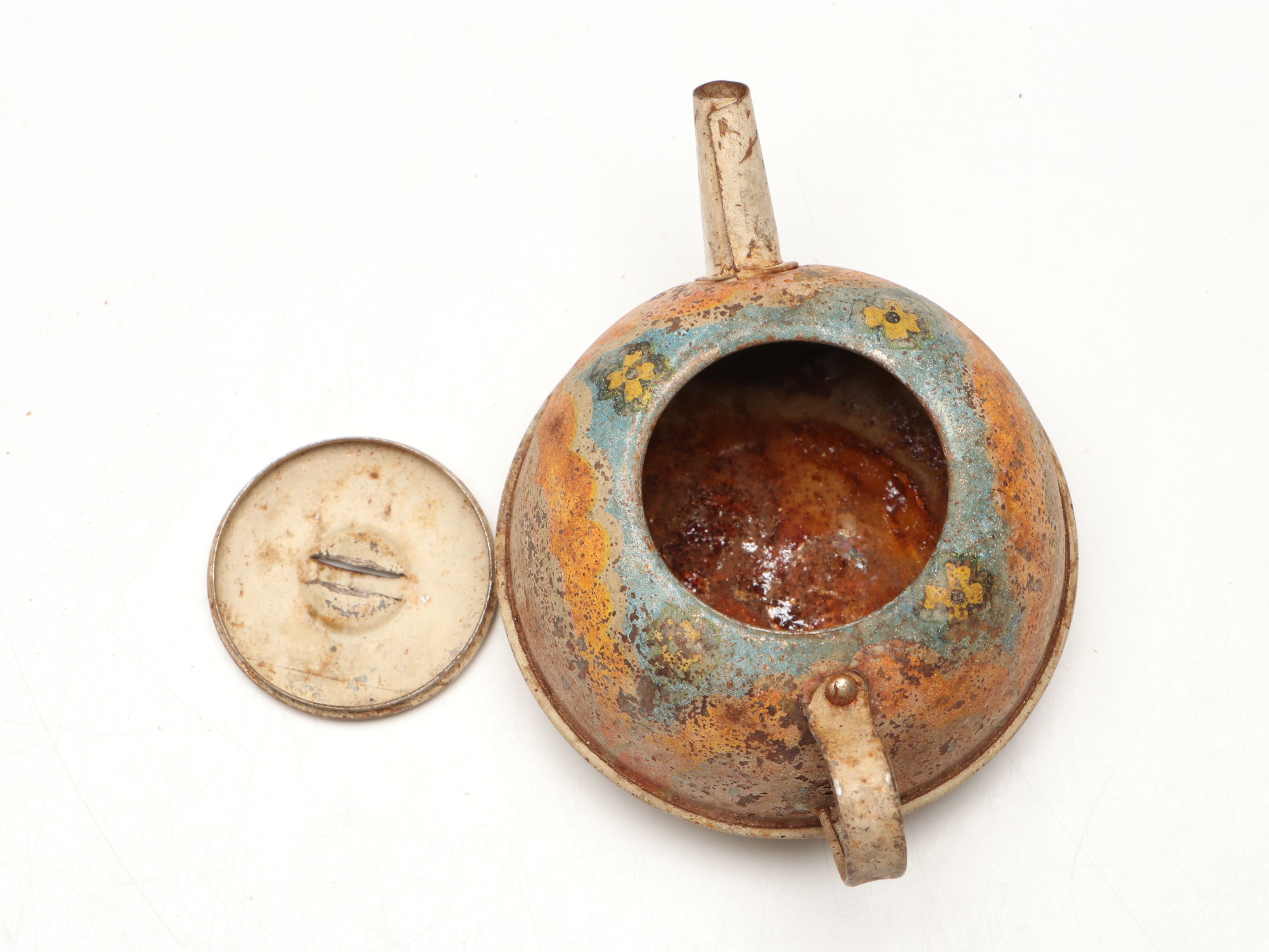 Dog and Floral Themed Tin Litho Children's Tea Set Pieces, Mid-20th Century