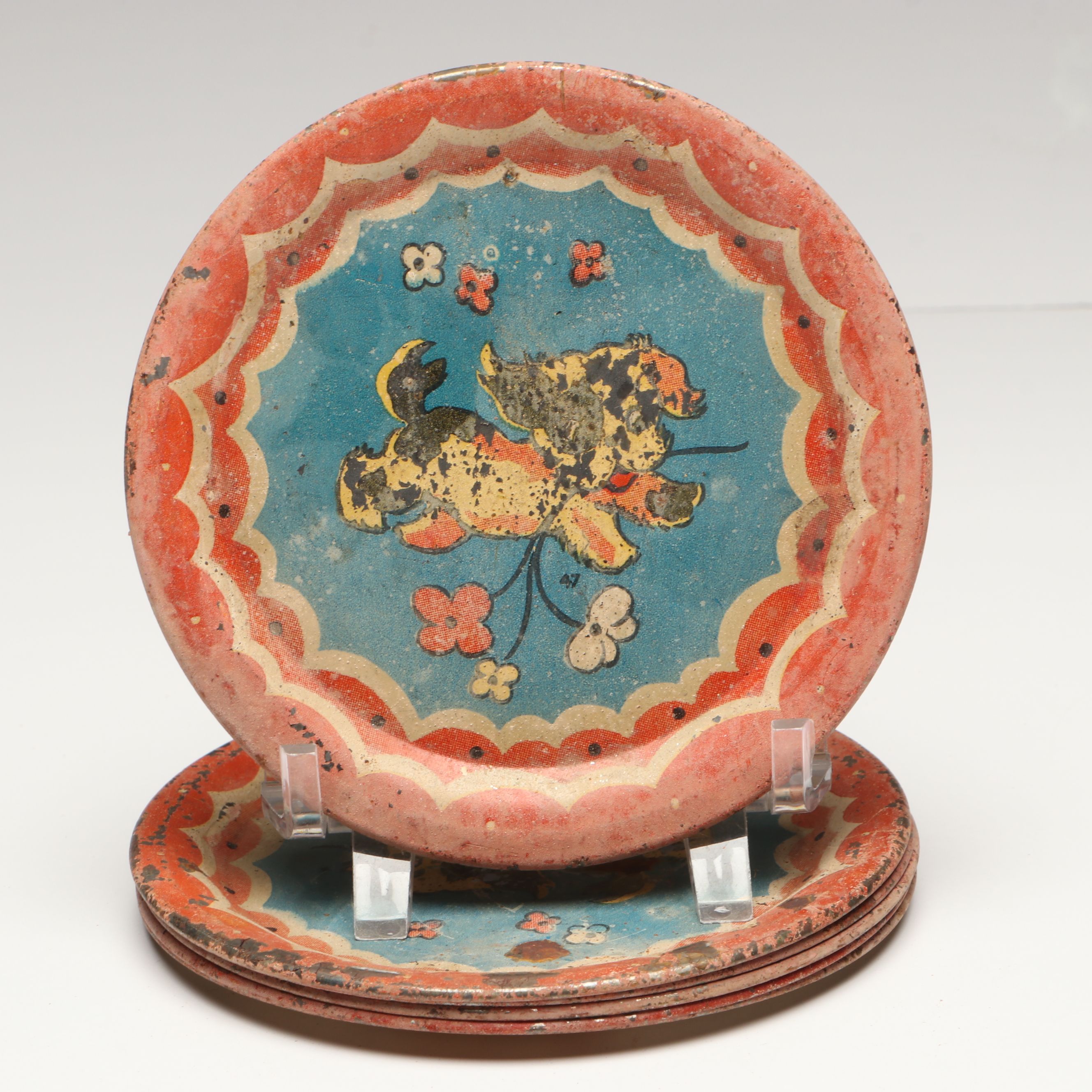 Dog and Floral Themed Tin Litho Children's Tea Set Pieces, Mid-20th Century