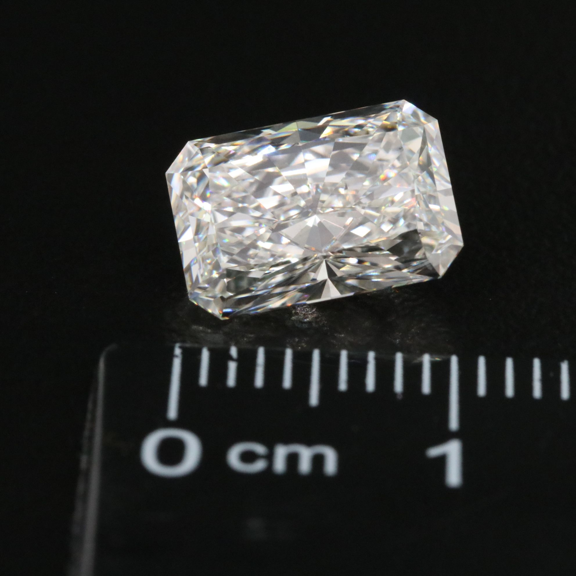 Loose 3.03 CT Lab Grown Diamond with IGI Report