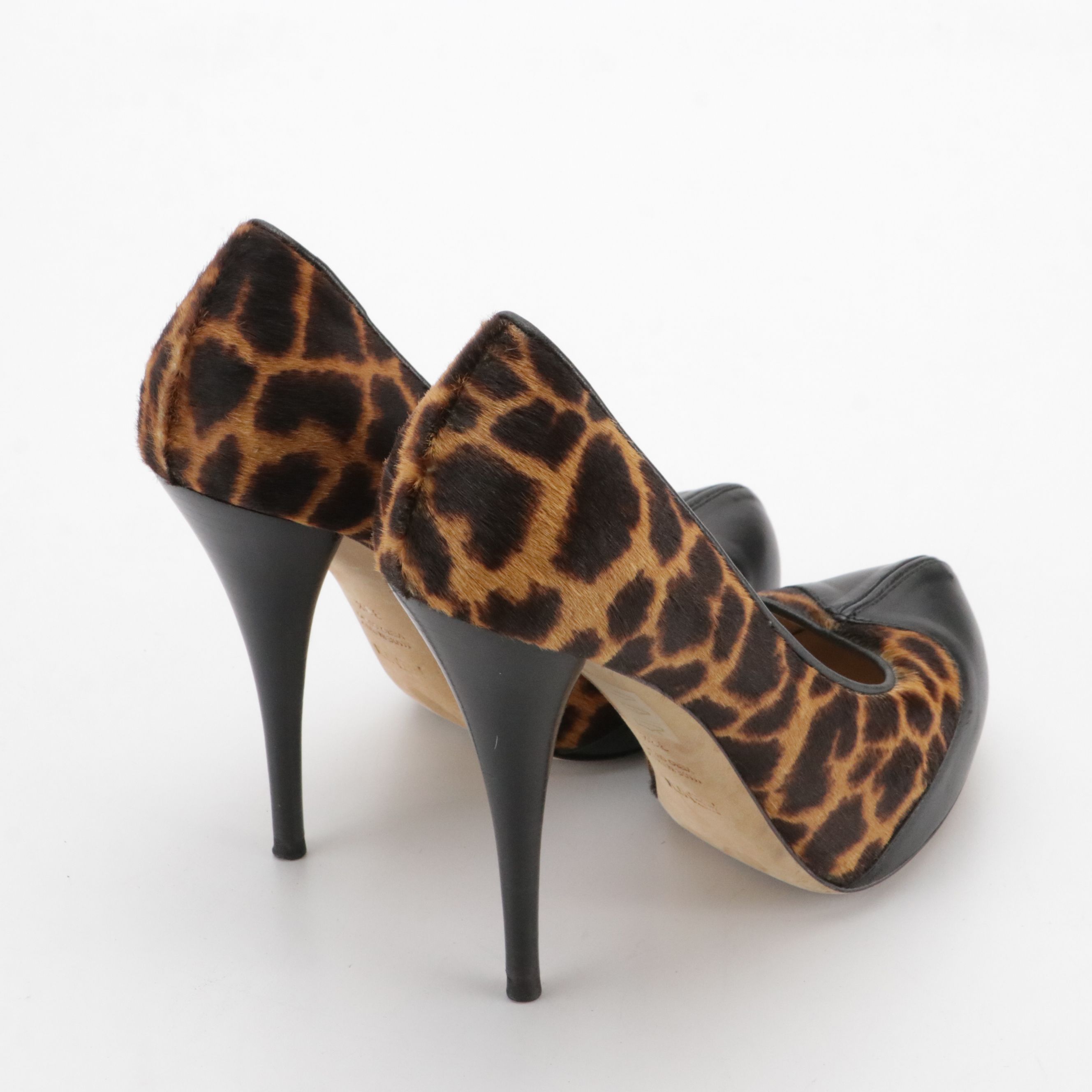 Fendi Leopard Print Calf Hair and Black Lambskin Leather Platform Pumps