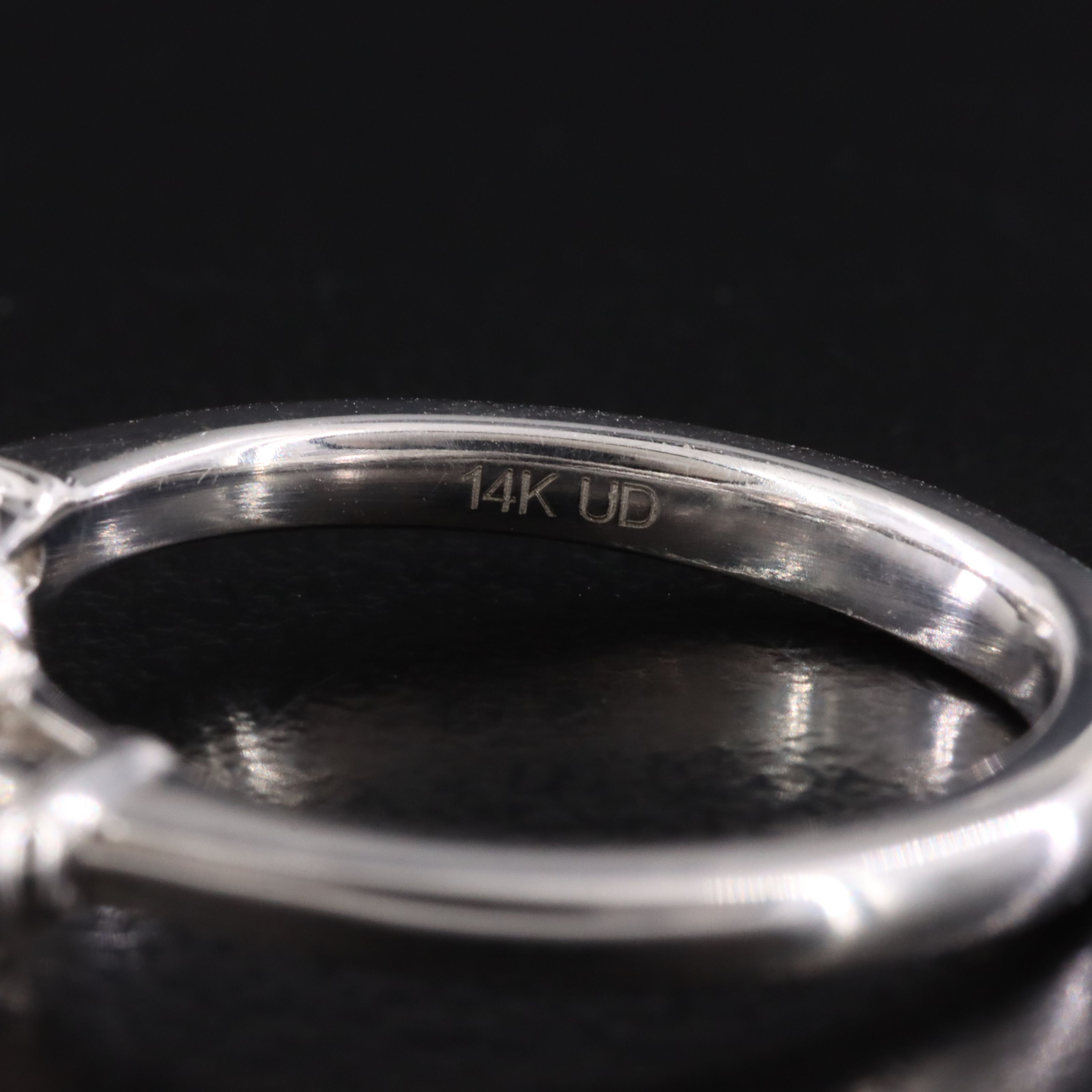 14K 1.75 CTW Lab Grown Diamond Ring with Online IGI Report